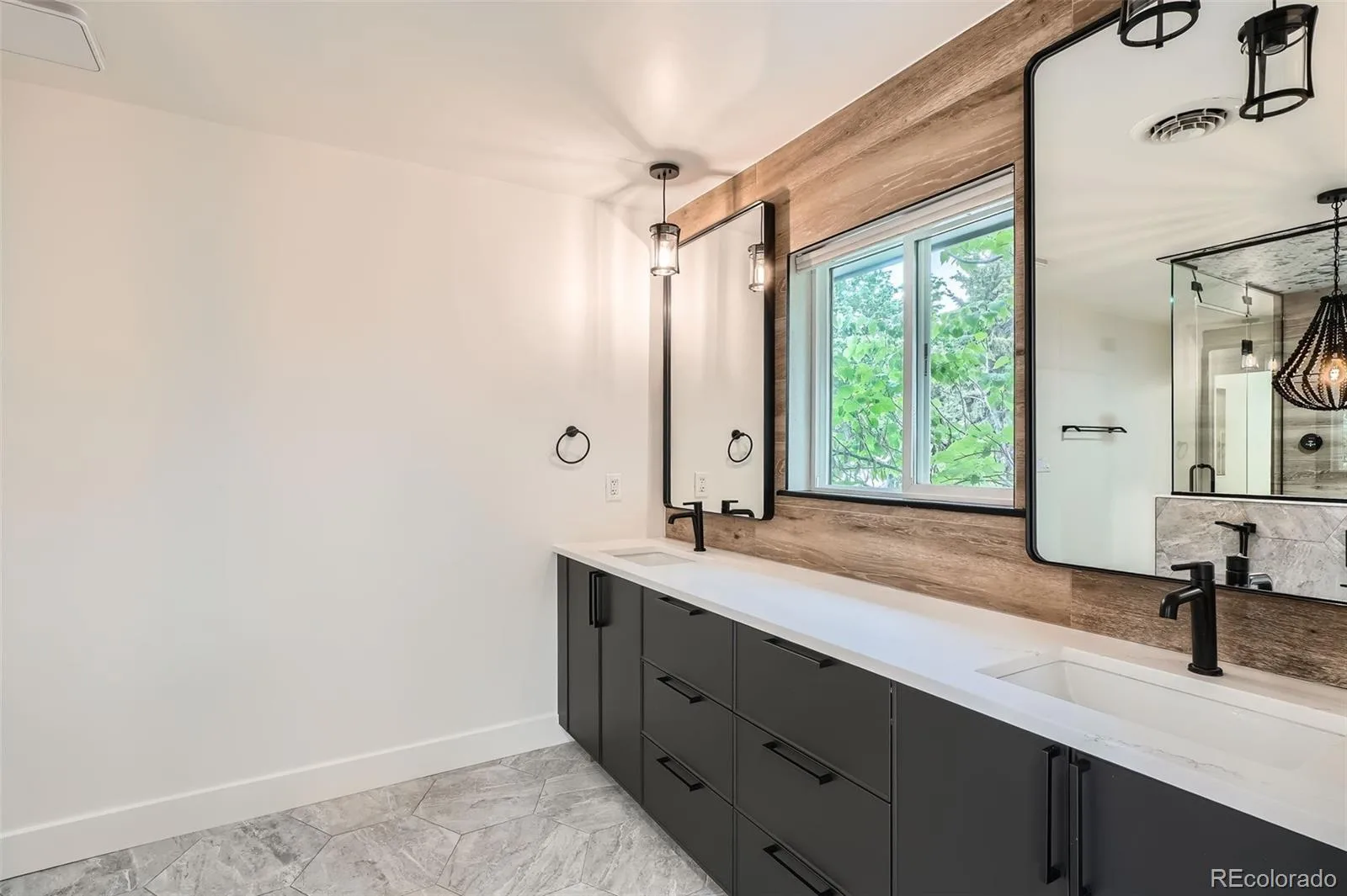 22 Rangeview Drive Wheat Ridge CO 80215 | MLS #REC8588927 08162026051026 1600 24