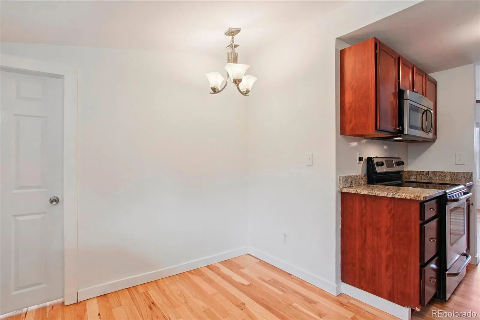 1661 Valentia Street Denver CO 80220 MLS #REC8589072 05132026210907 1600 13