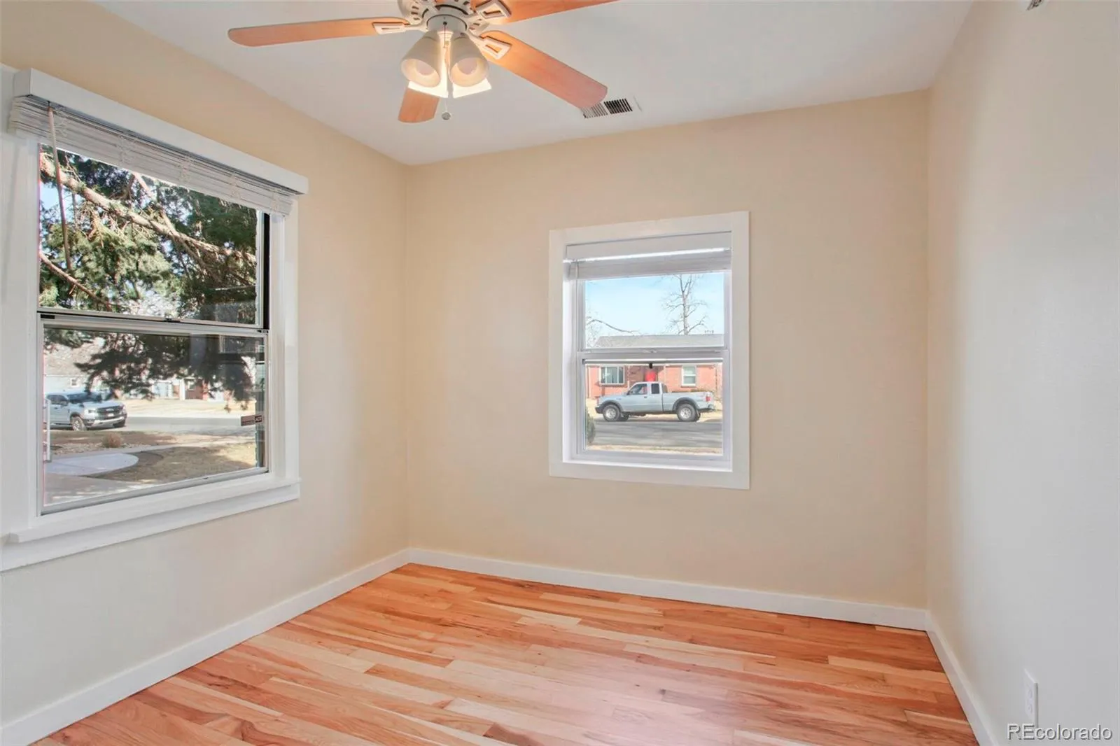 1661 Valentia Street Denver CO 80220 MLS #REC8589072 05132026210907 1600 14