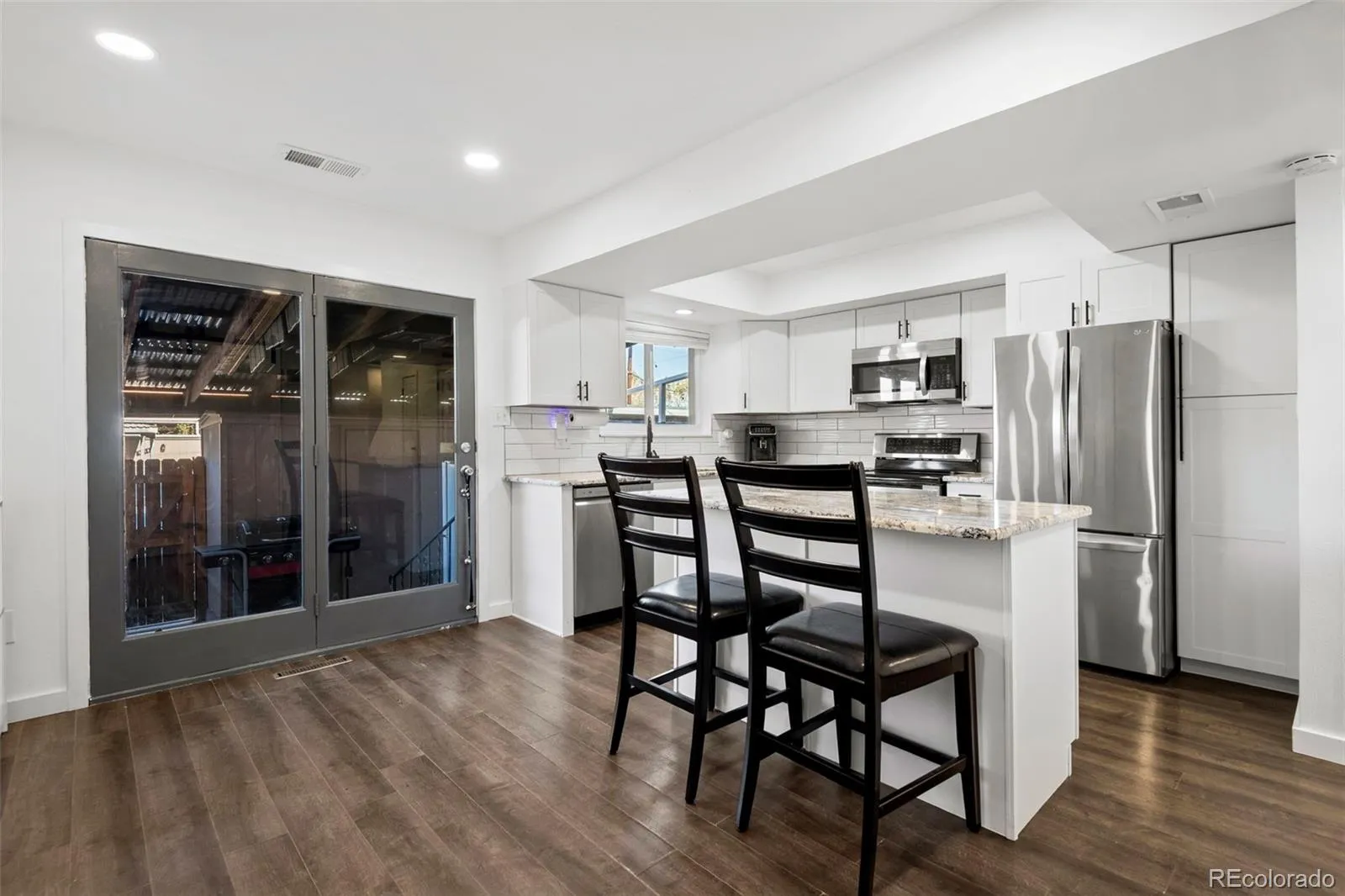 04042026160714 1600 11