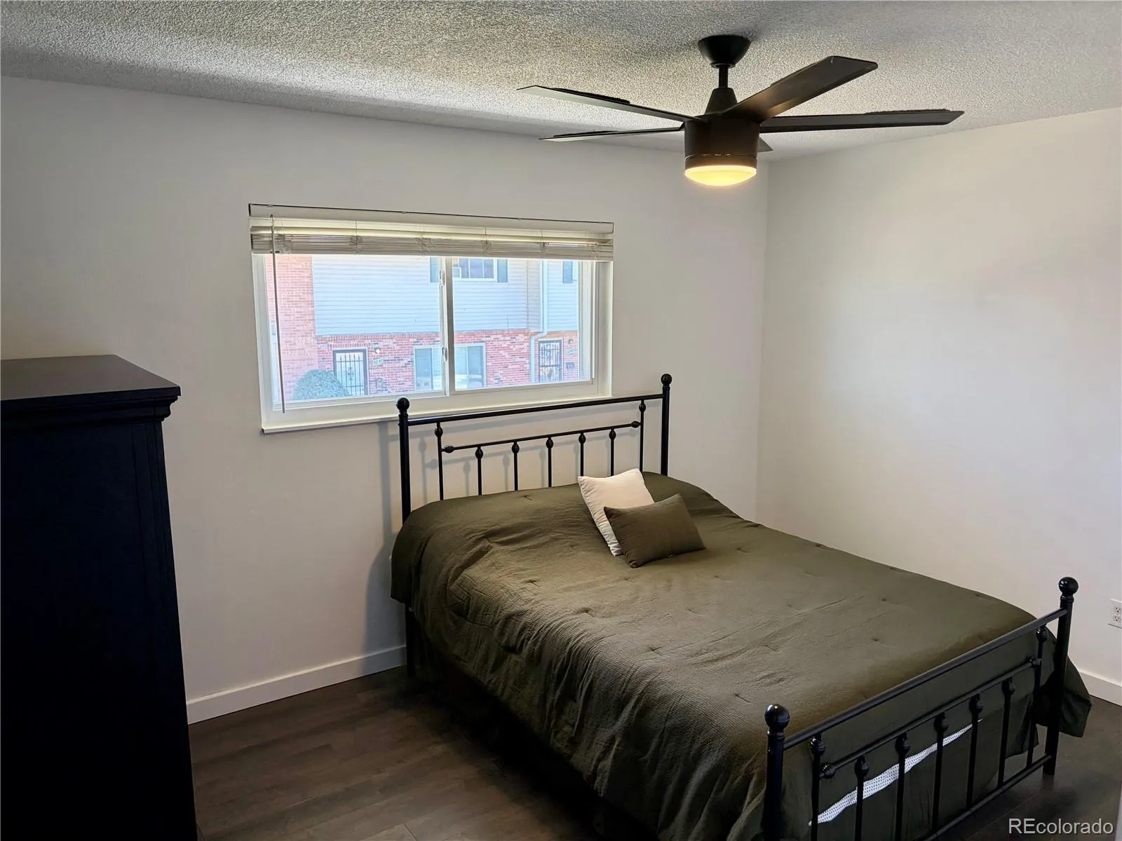 04042026160714 1600 23