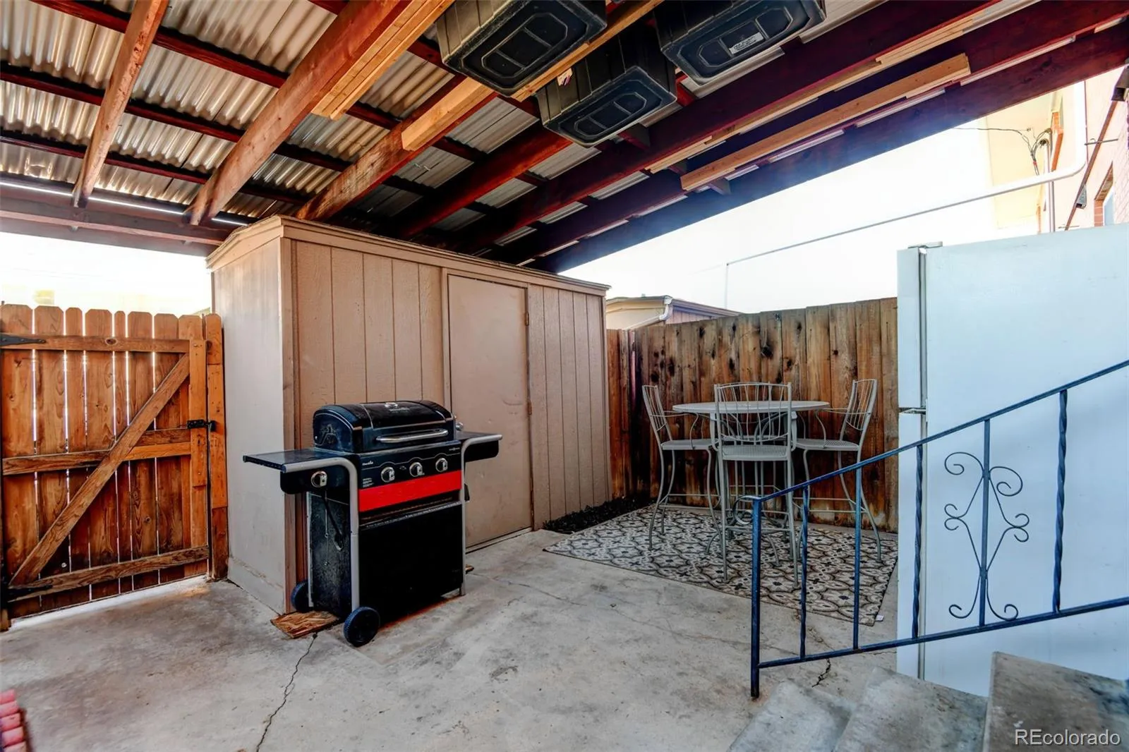 04042026160714 1600 25