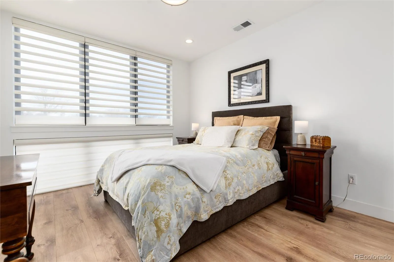 04102026222742 1600 12