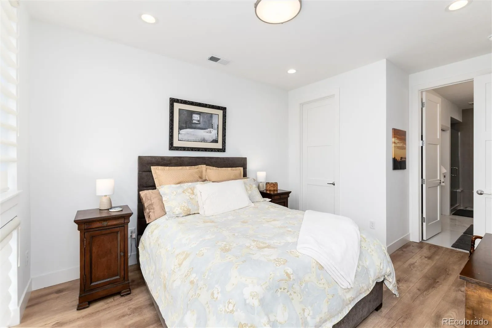 04102026222742 1600 14