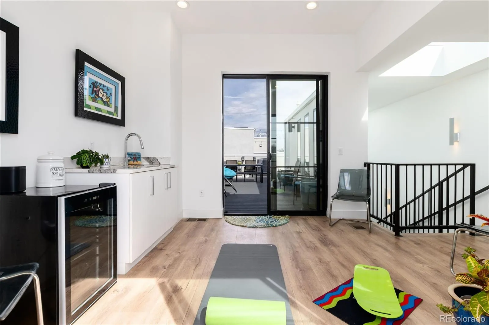 04102026222742 1600 19