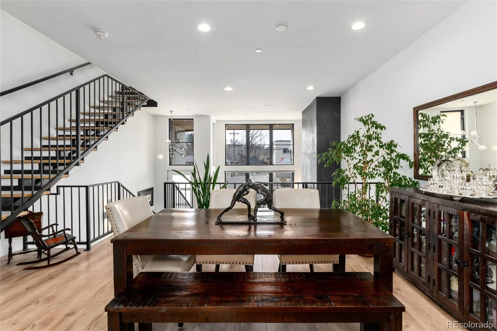 04102026222742 1600 5