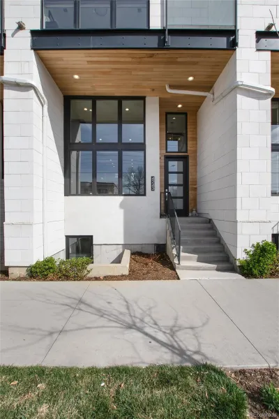 04102026222742 800 1