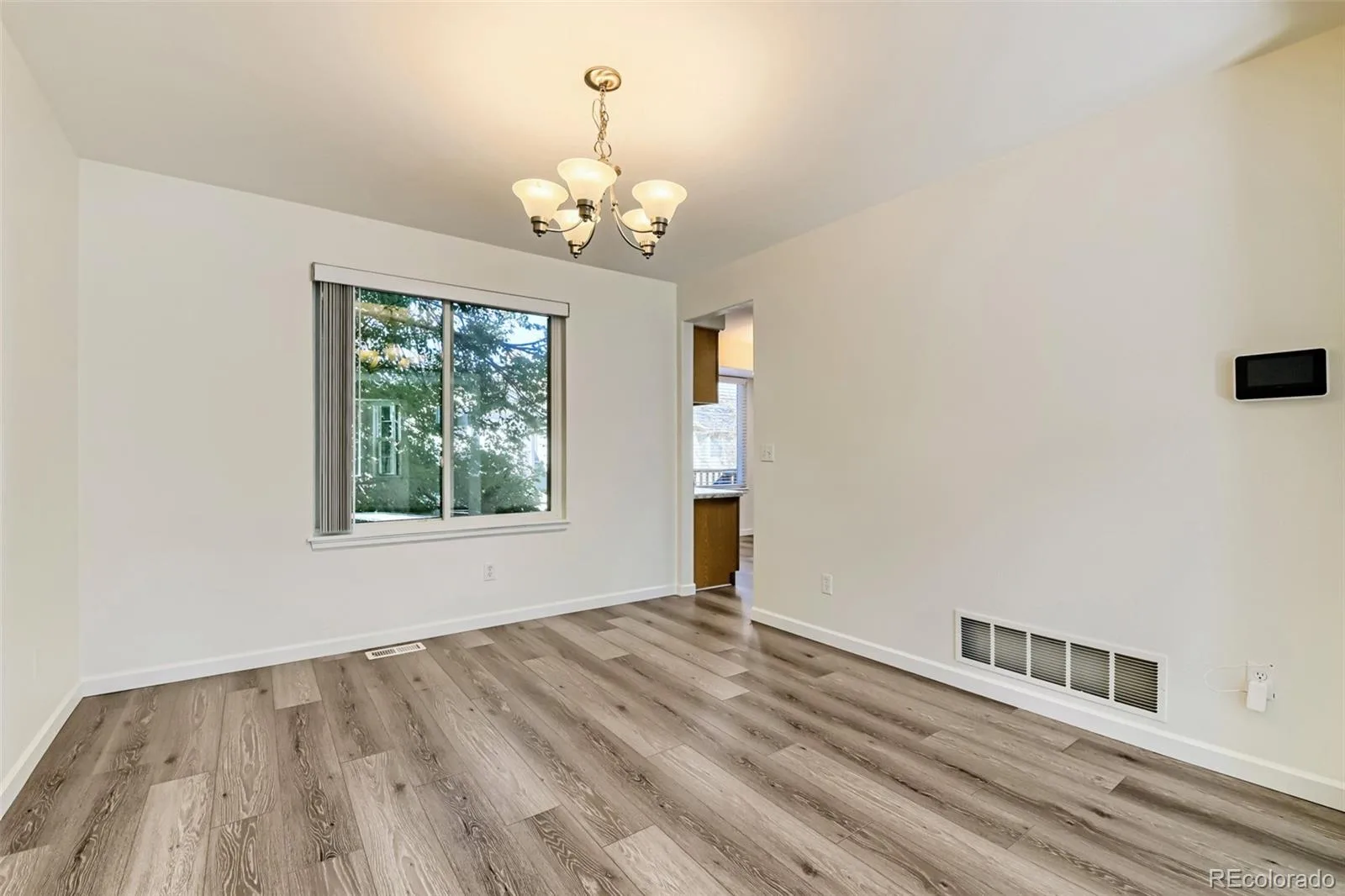 19024 E Chenango Circle Aurora CO 80015 | MLS #REC8592680 10172026234905 1600 11