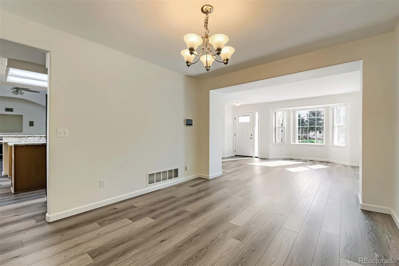 19024 E Chenango Circle Aurora CO 80015 | MLS #REC8592680 10172026234905 1600 12