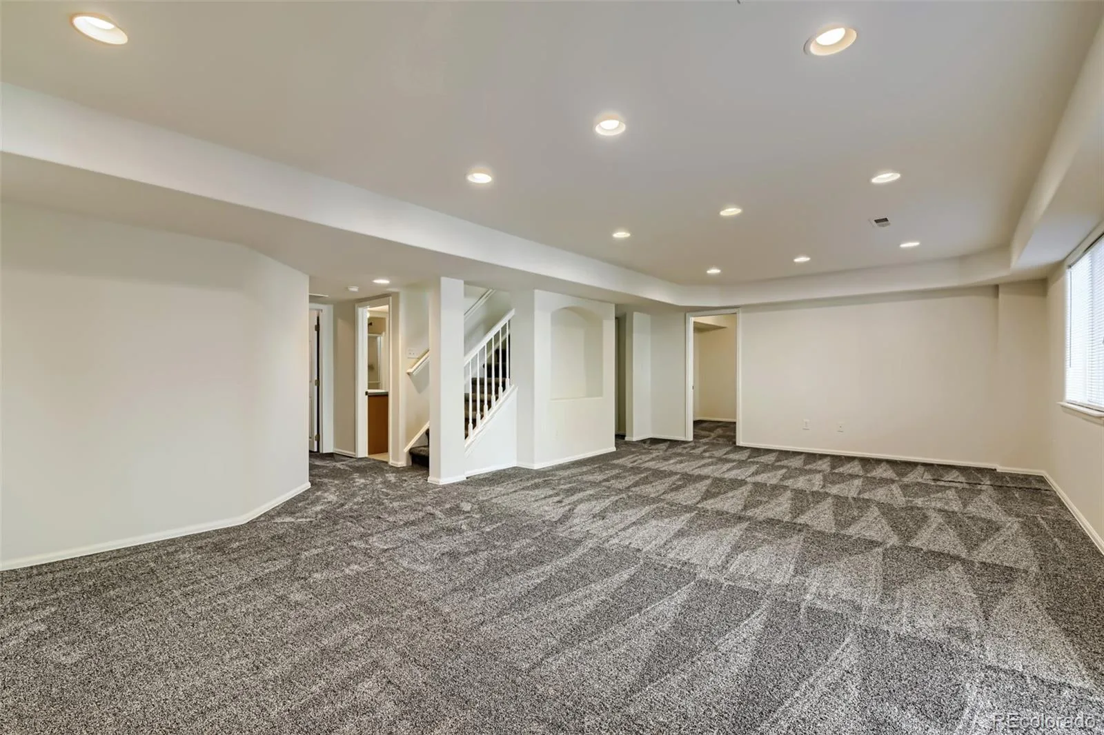 19024 E Chenango Circle Aurora CO 80015 | MLS #REC8592680 10172026234905 1600 27