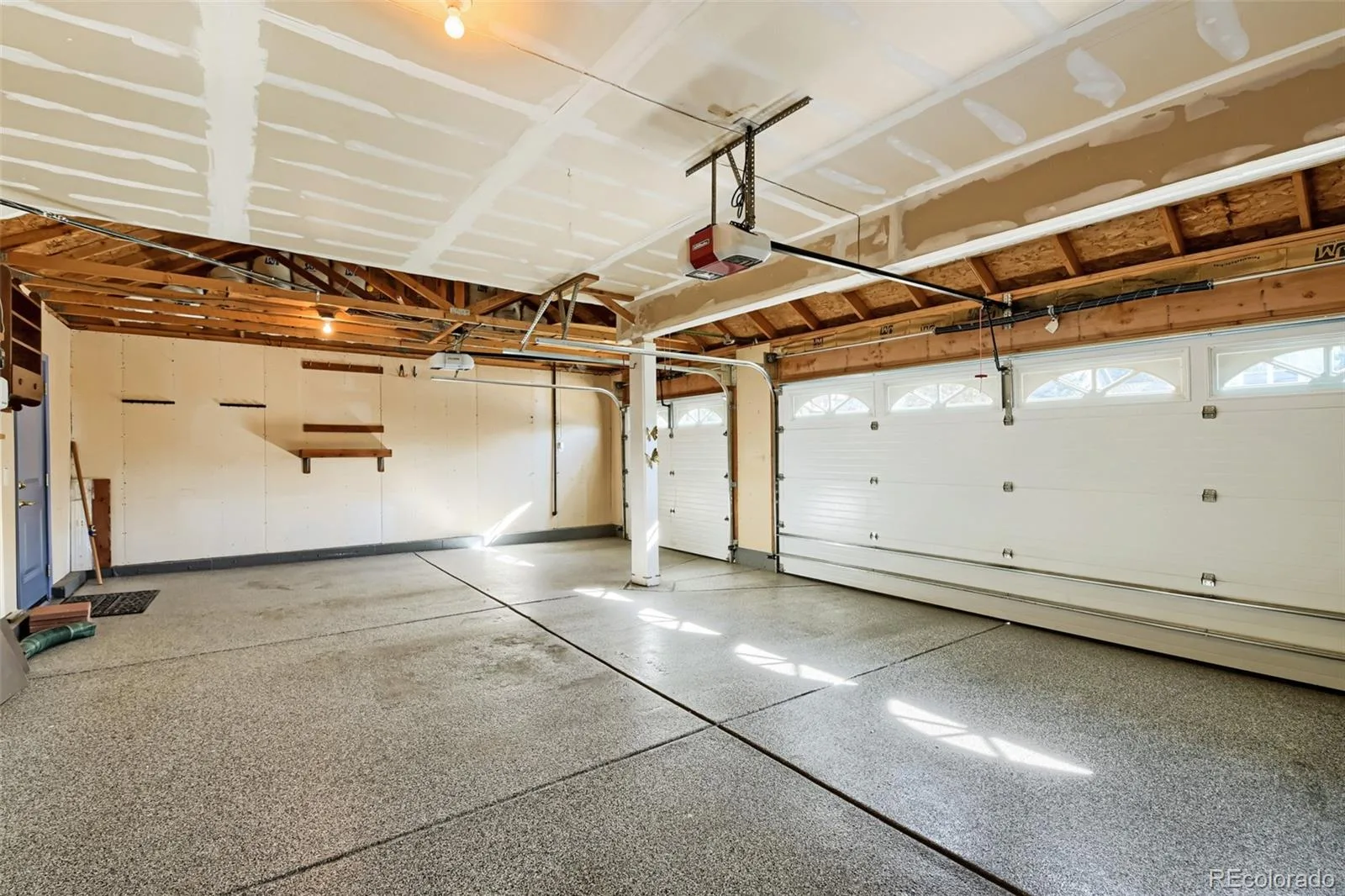 19024 E Chenango Circle Aurora CO 80015 | MLS #REC8592680 10172026234905 1600 32