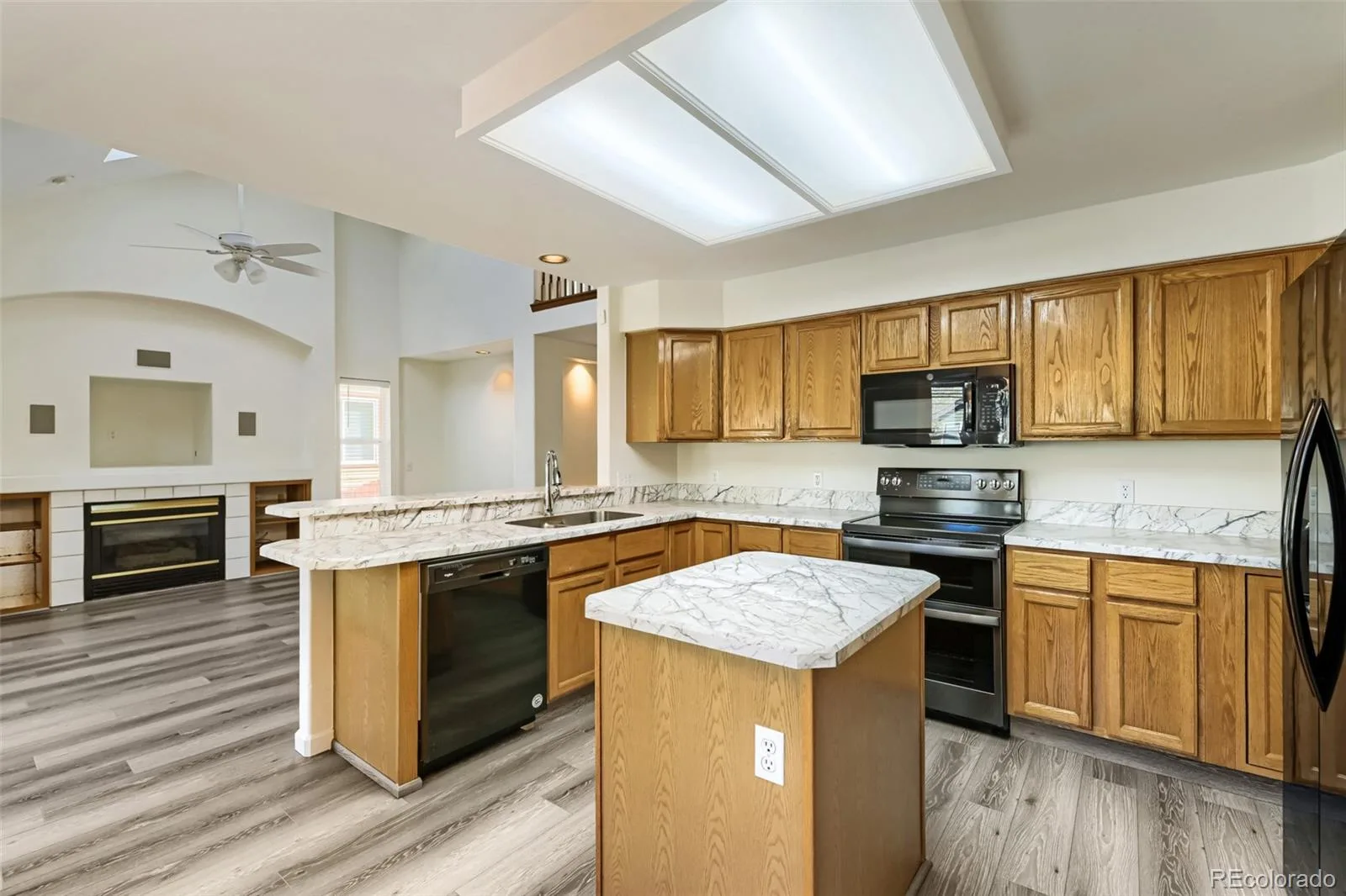 19024 E Chenango Circle Aurora CO 80015 | MLS #REC8592680 10172026234905 1600 5