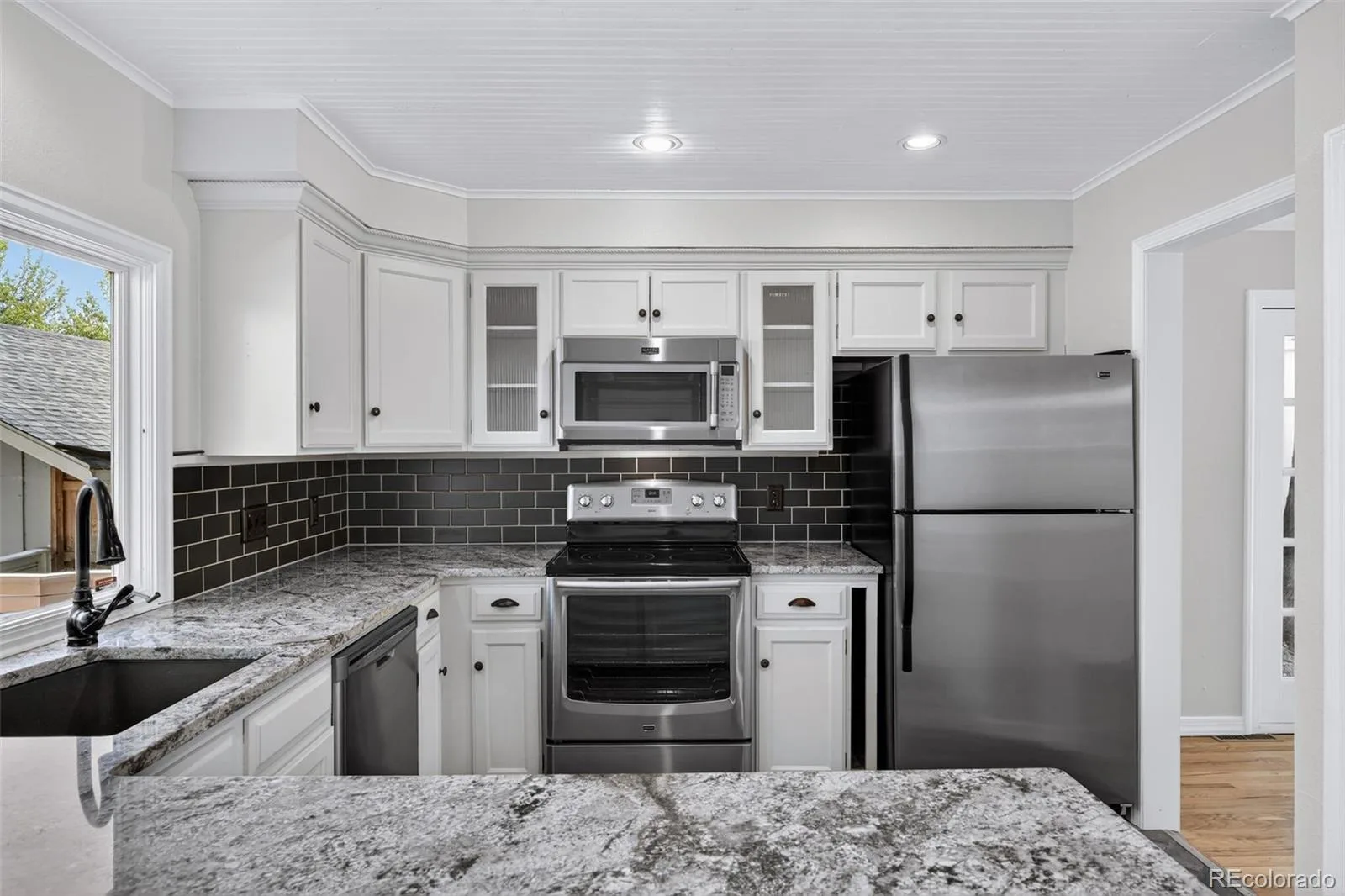 8625 Garland Court Arvada CO 80005 MLS #REC8592739 06182026052032 1600 18