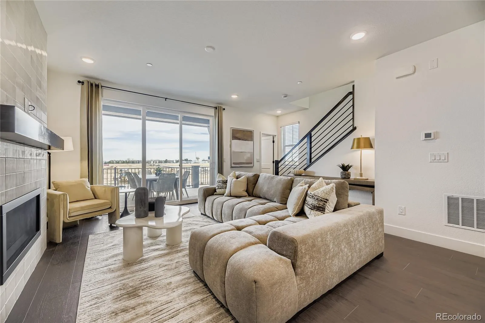 04182026002219 1600 2