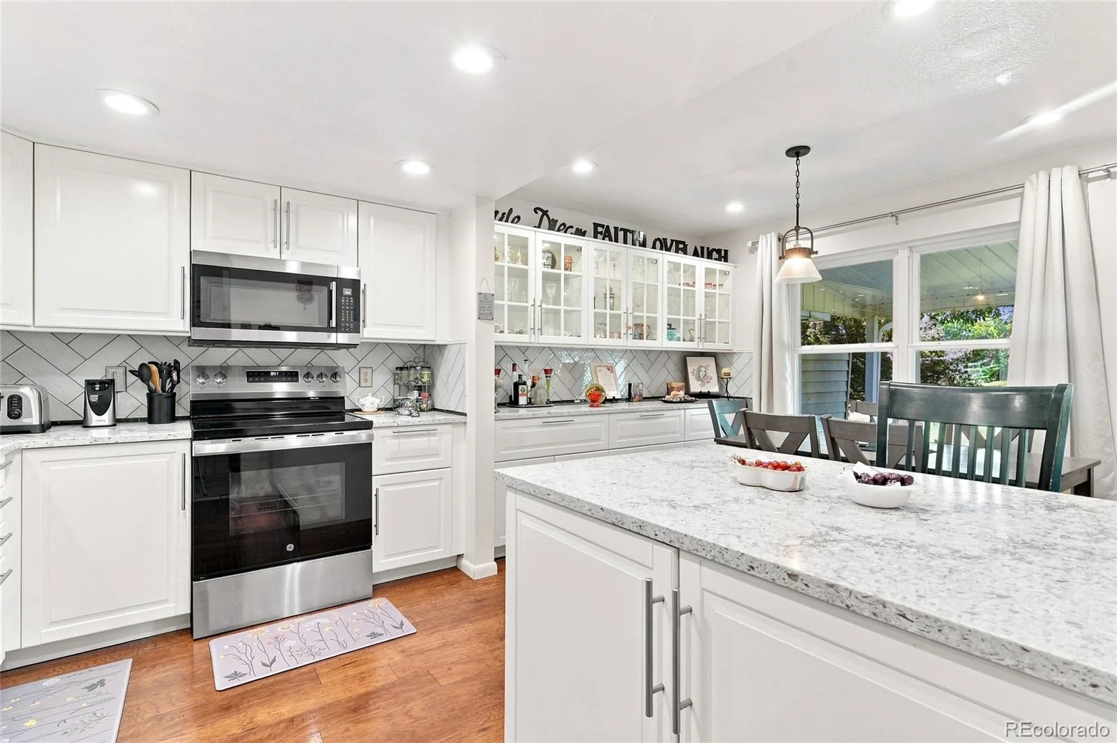 2528 S Vaughn Way #C Aurora CO 80014 | MLS #REC8595821 09152026054131 1600 18