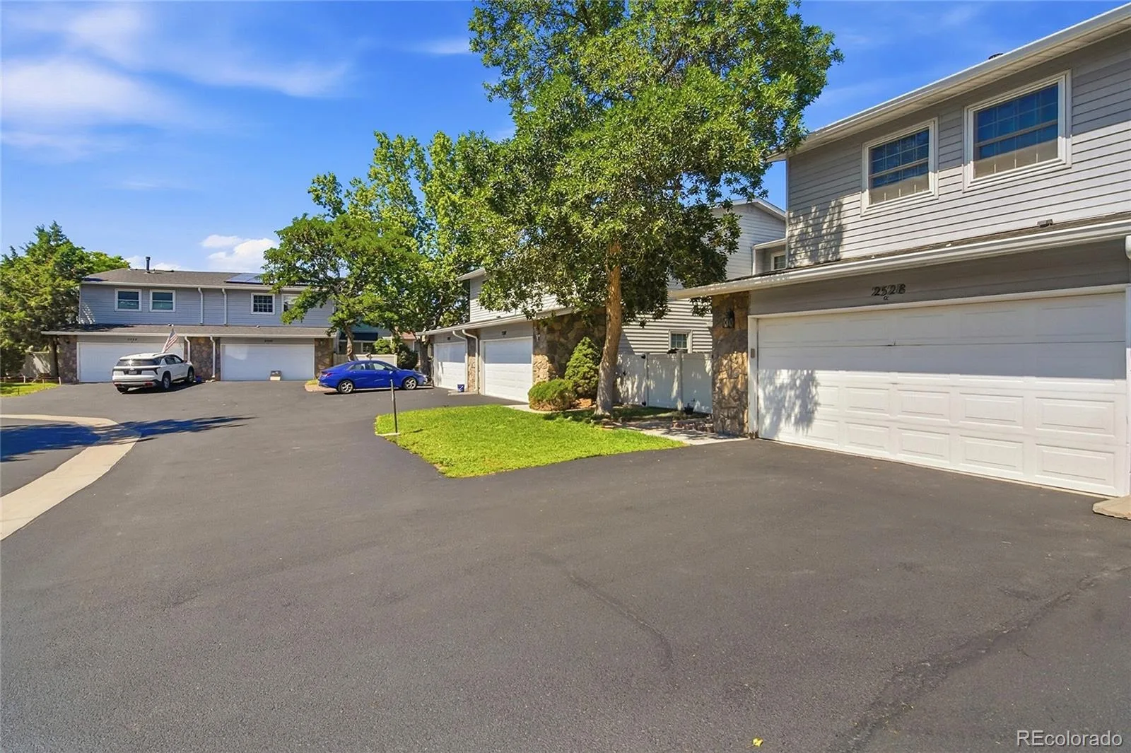 2528 S Vaughn Way #C Aurora CO 80014 | MLS #REC8595821 09152026054131 1600 44