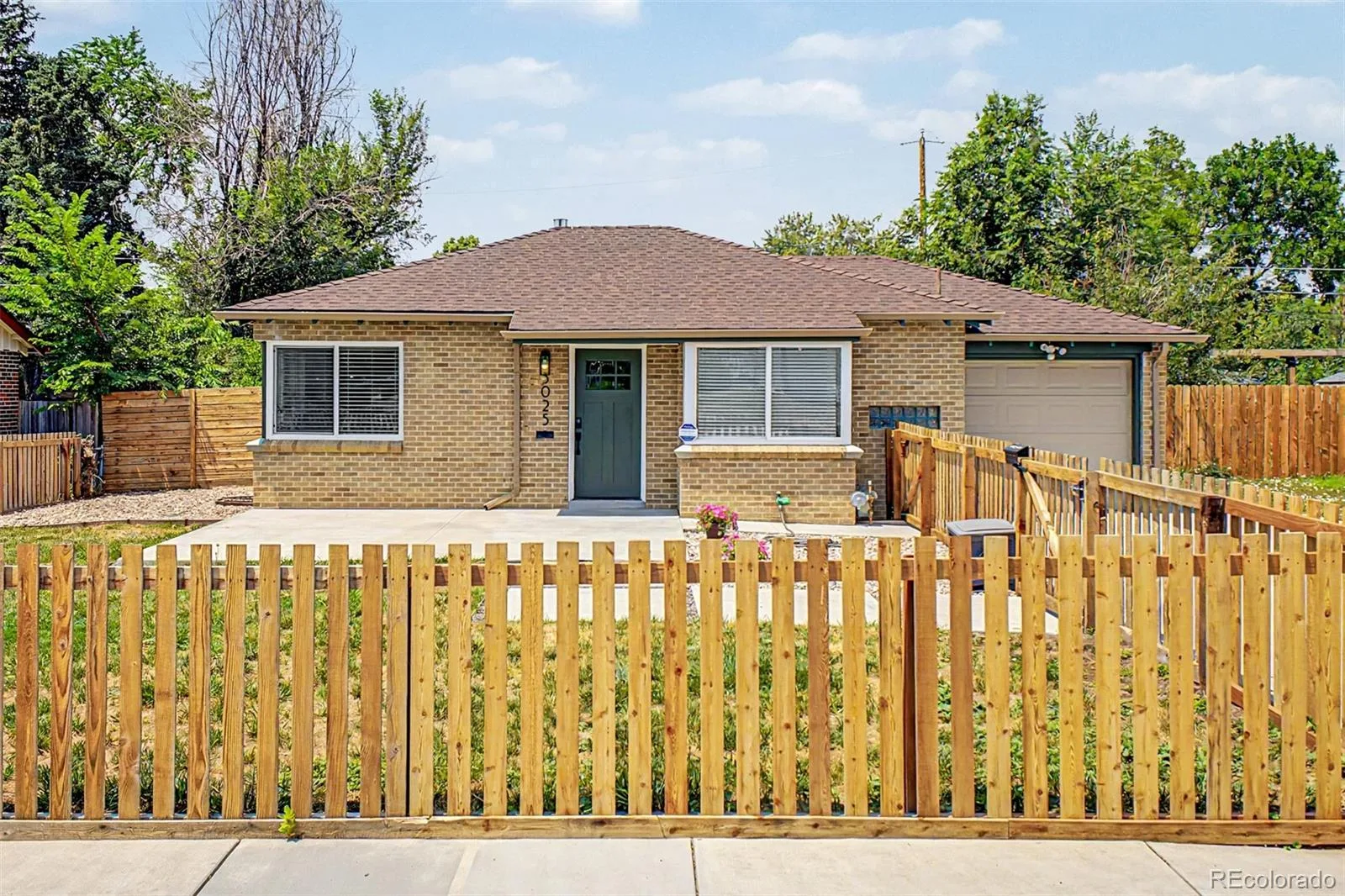 3025 Richard Allen Court Denver CO 80205 | MLS #REC8597030 08172026204620 1600 30