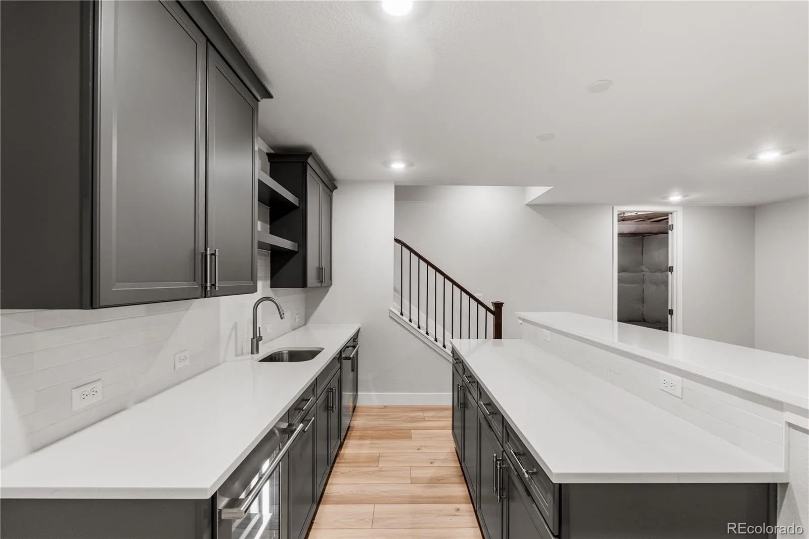 6455 Still Pine Circle Castle Pines CO 80108 | MLS #REC8600140 08242026153044 1600 23