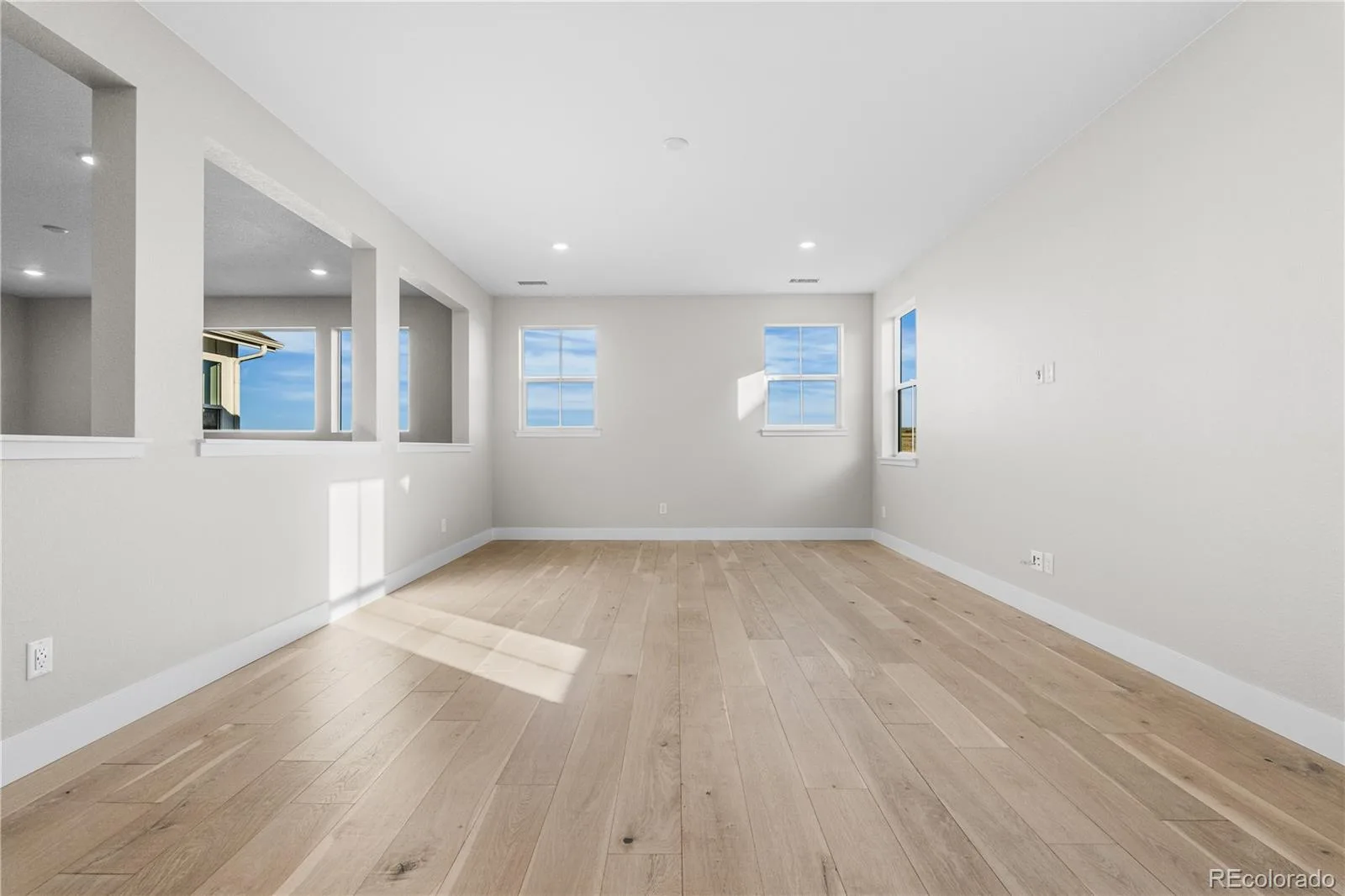 6455 Still Pine Circle Castle Pines CO 80108 | MLS #REC8600140 08242026153044 1600 31