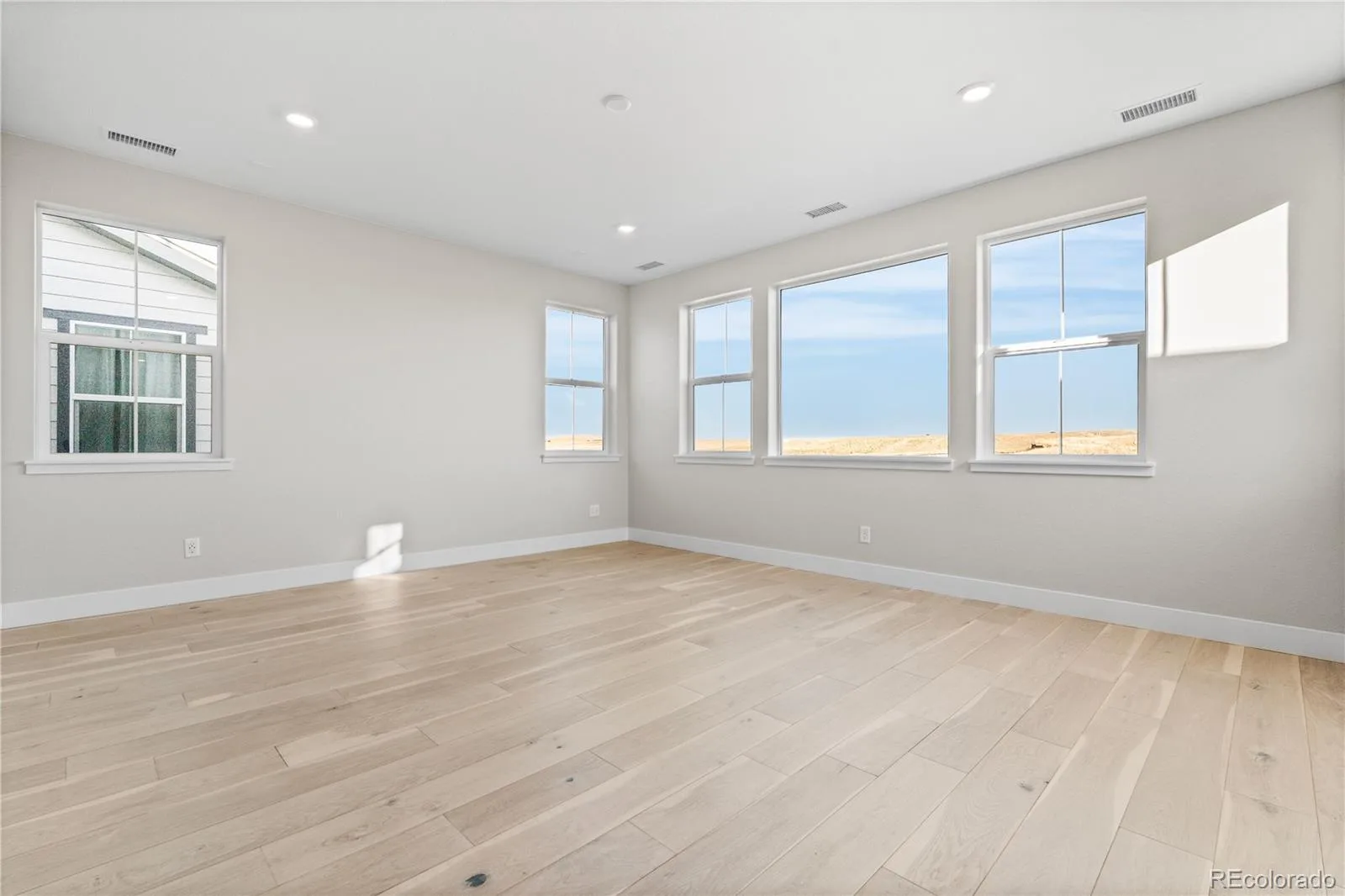 6455 Still Pine Circle Castle Pines CO 80108 | MLS #REC8600140 08242026153044 1600 44