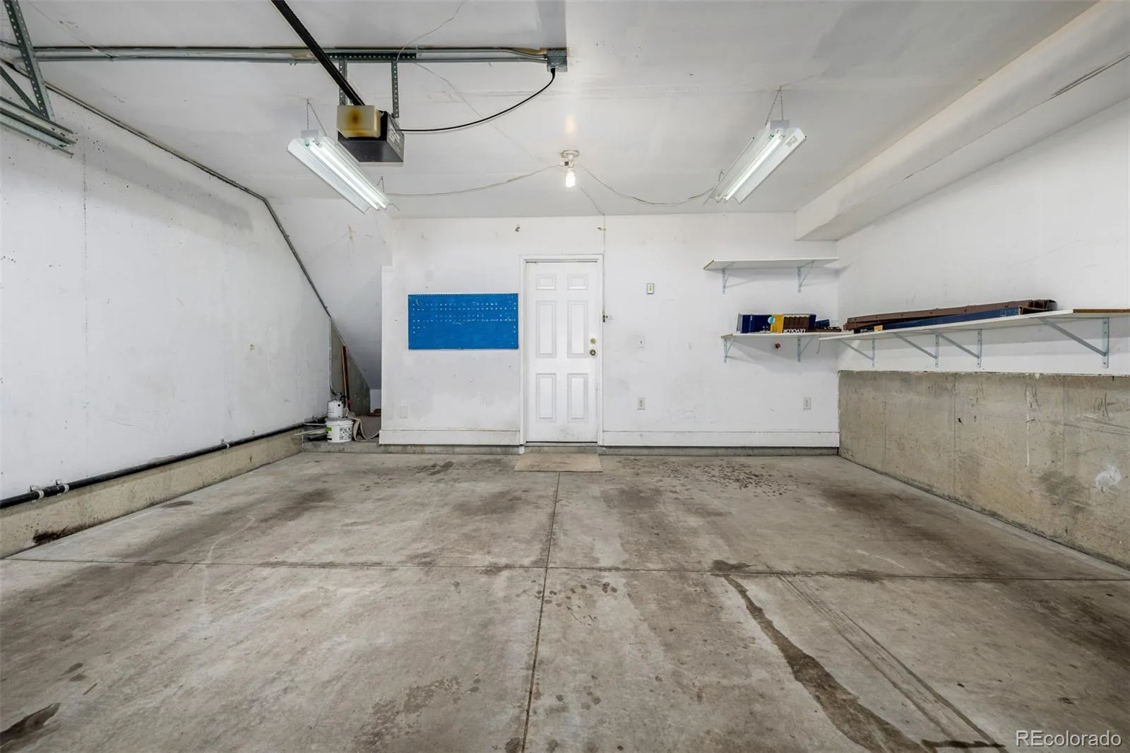 1326 S Danube Way #104 Aurora CO 80017 | MLS #REC8600532 10012026012336 1600 27