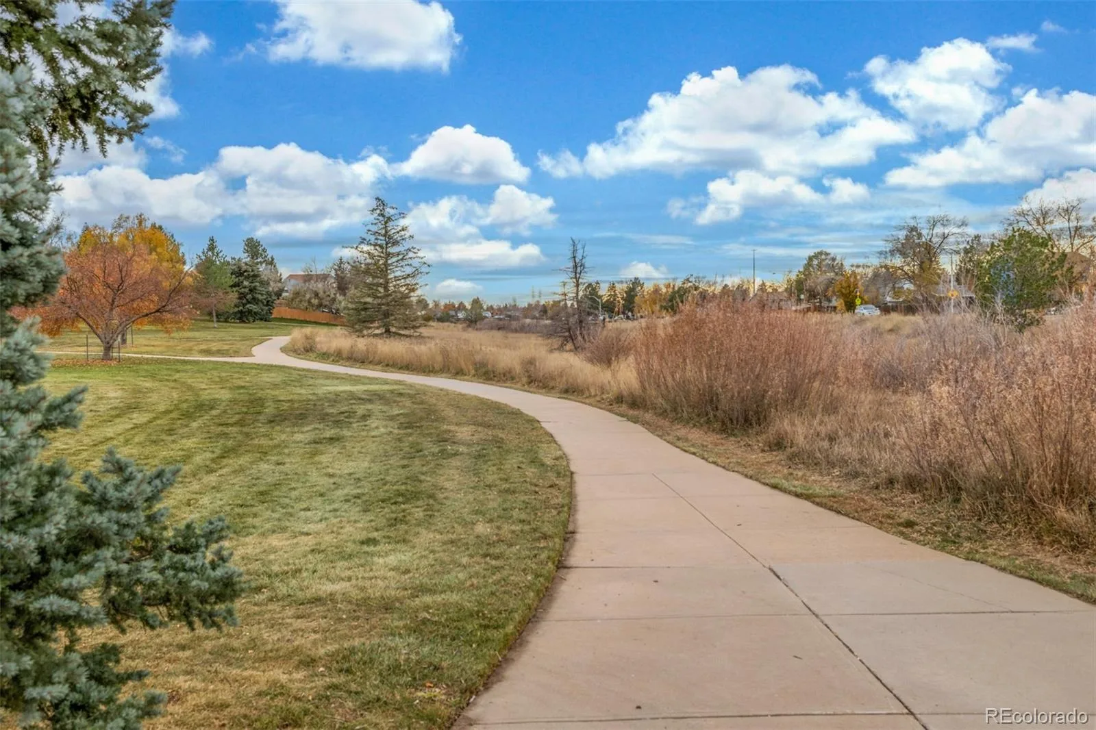 1326 S Danube Way #104 Aurora CO 80017 | MLS #REC8600532 10012026012336 1600 38