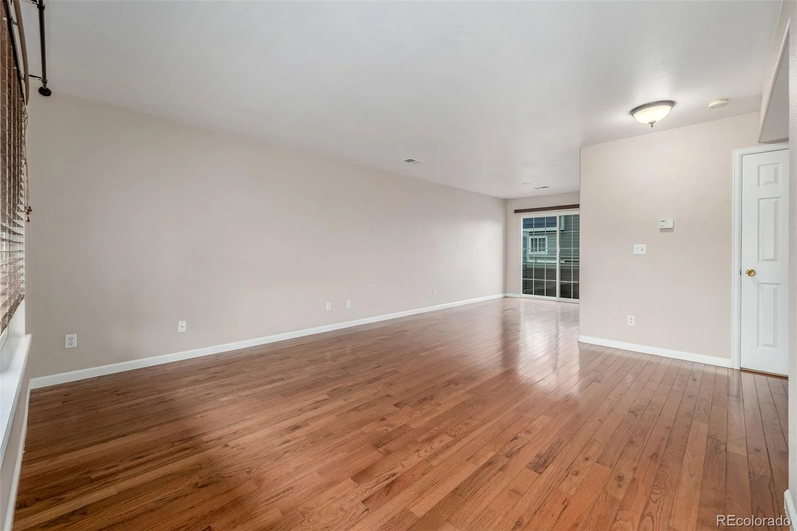 1326 S Danube Way #104 Aurora CO 80017 | MLS #REC8600532 10012026012336 1600 4