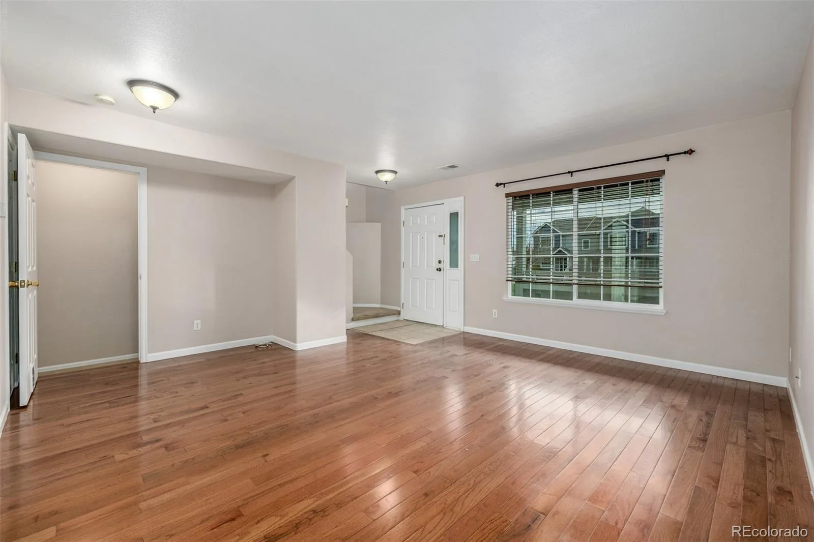 1326 S Danube Way #104 Aurora CO 80017 | MLS #REC8600532 10012026012336 1600 7