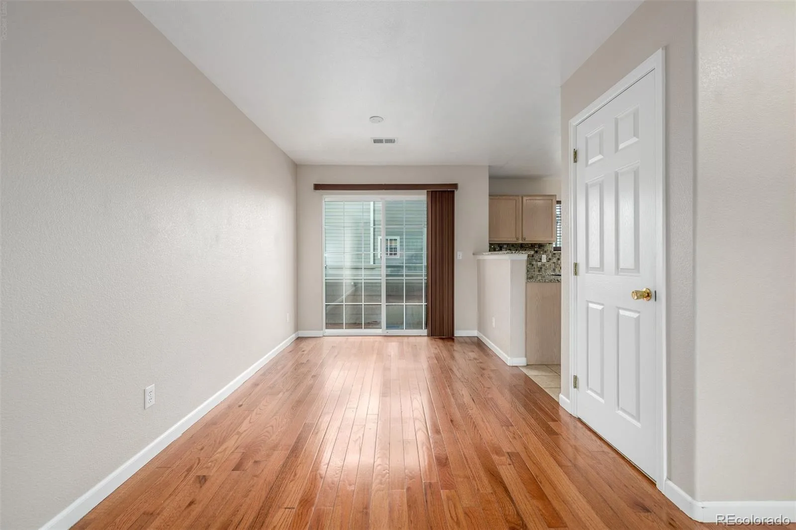 1326 S Danube Way #104 Aurora CO 80017 | MLS #REC8600532 10012026012336 1600 9