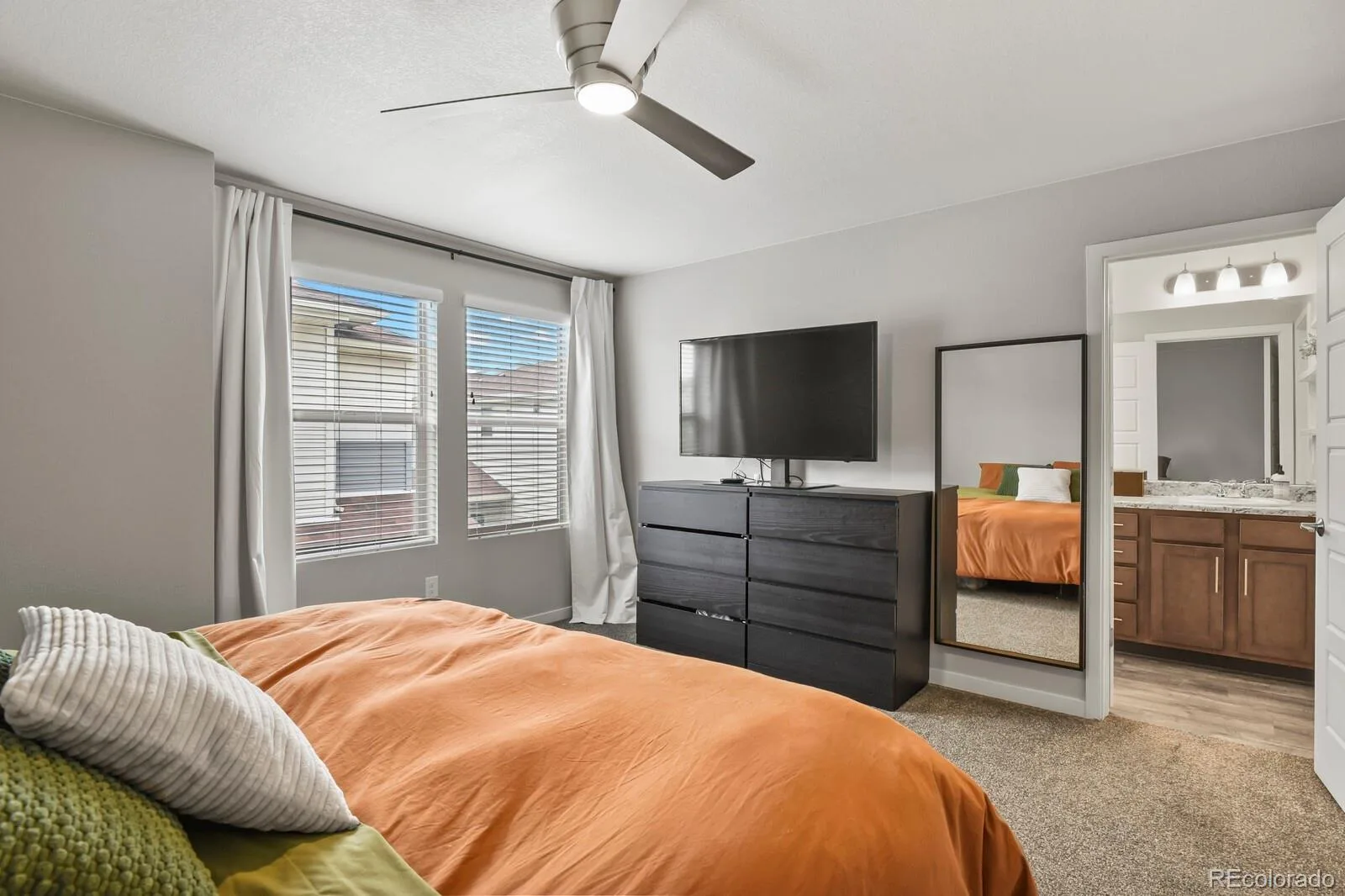 2932 Merry Rest Way Castle Rock CO 80109 | MLS #REC8601898 06082026210205 1600 16