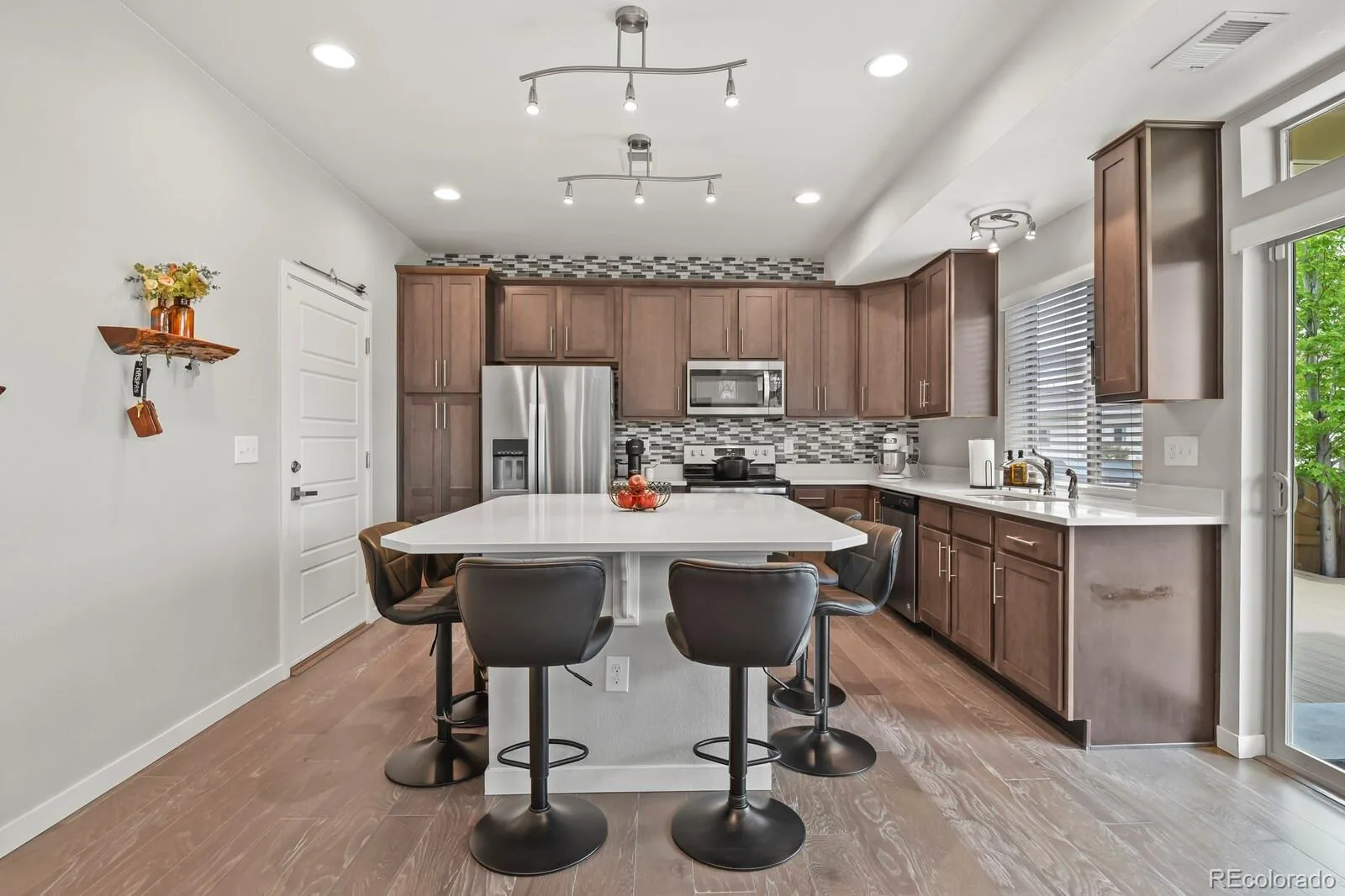 2932 Merry Rest Way Castle Rock CO 80109 | MLS #REC8601898 06082026210205 1600 8
