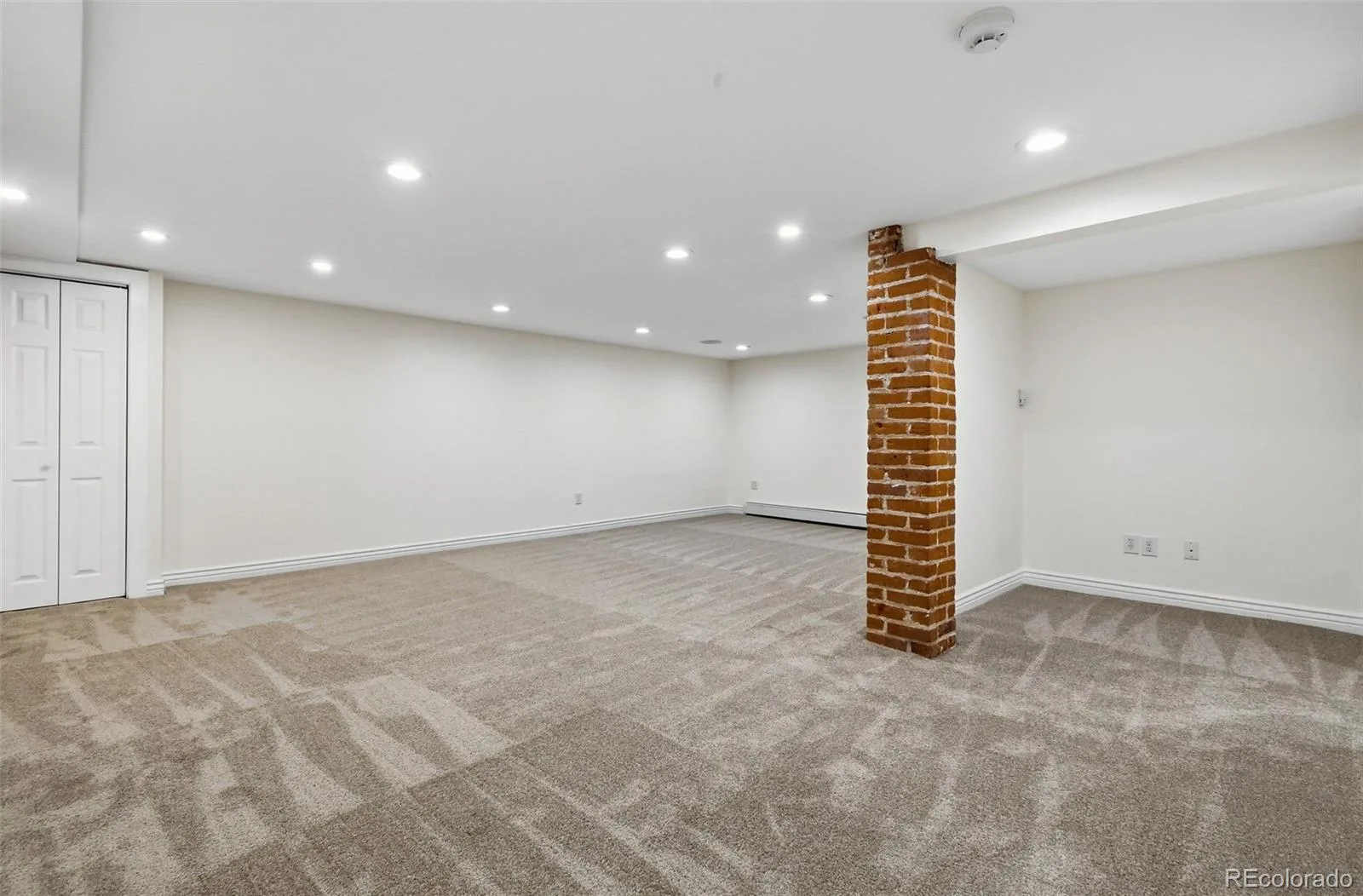 915 S Downing Street Denver CO 80209 MLS #REC8602146 06092026192358 1600 38