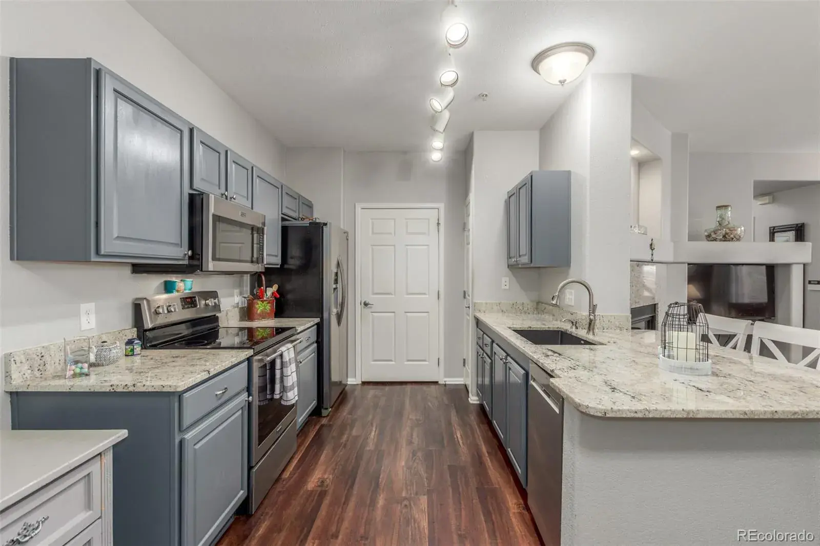 457 Black Feather Loop #702 Castle Rock CO 80104 | MLS #REC8603602 03052026215337 1600 12