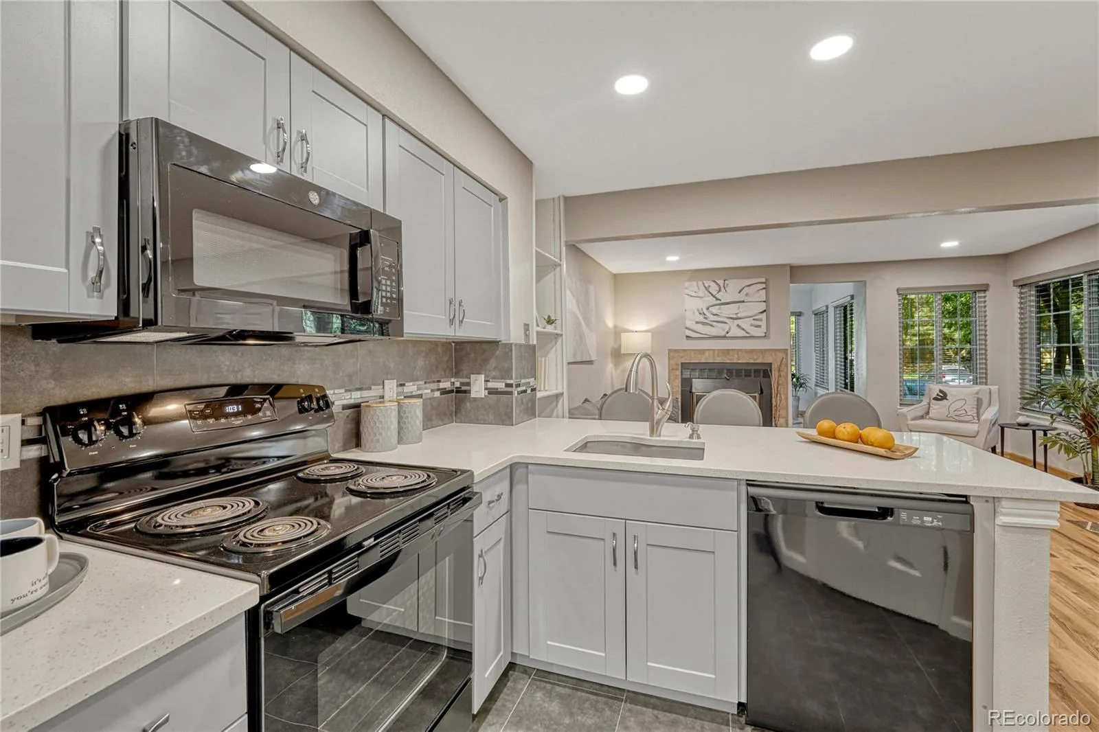 4872 E Kentucky Avenue #D Denver CO 80246 MLS #REC8605767 07252026002341 1600 18