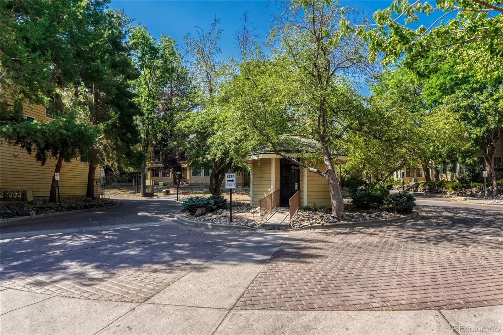 4872 E Kentucky Avenue #D Denver CO 80246 MLS #REC8605767 07252026002341 1600 37