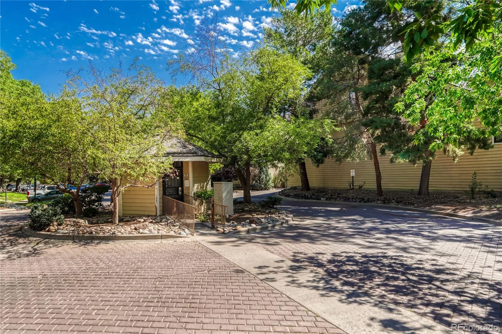 4872 E Kentucky Avenue #D Denver CO 80246 MLS #REC8605767 07252026002341 1600 38