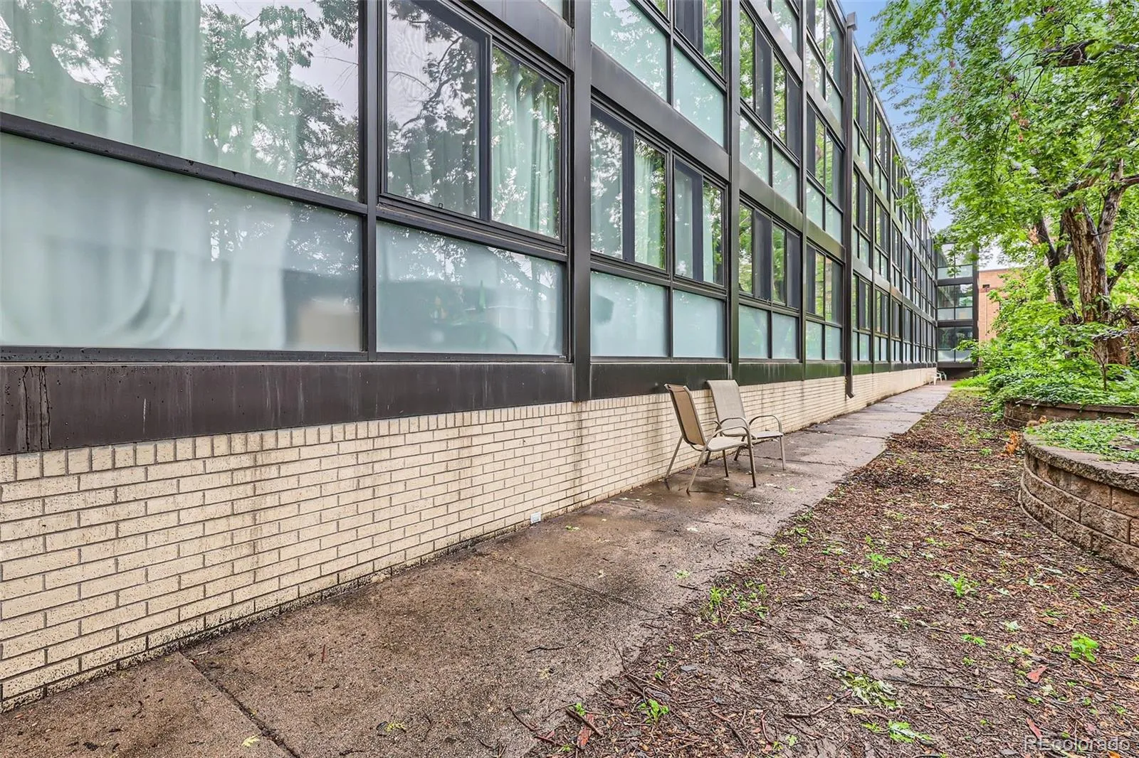 1050 N Corona Street #105 Denver CO 80218 MLS #REC8607622 05062026214451 1600 25