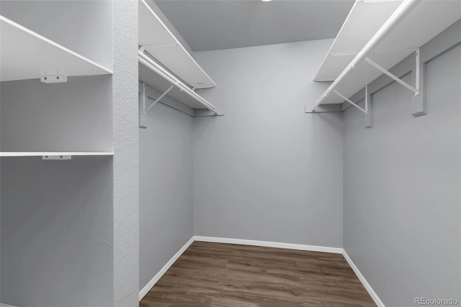 902 S Walden Street #203 Aurora CO 80017 | MLS #REC8609473 09172026175144 1600 1