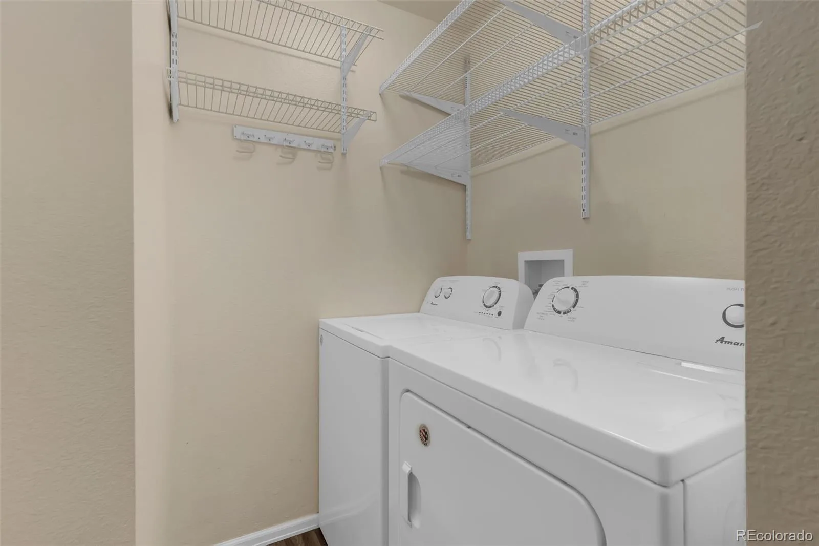 902 S Walden Street #203 Aurora CO 80017 | MLS #REC8609473 09172026175144 1600 17