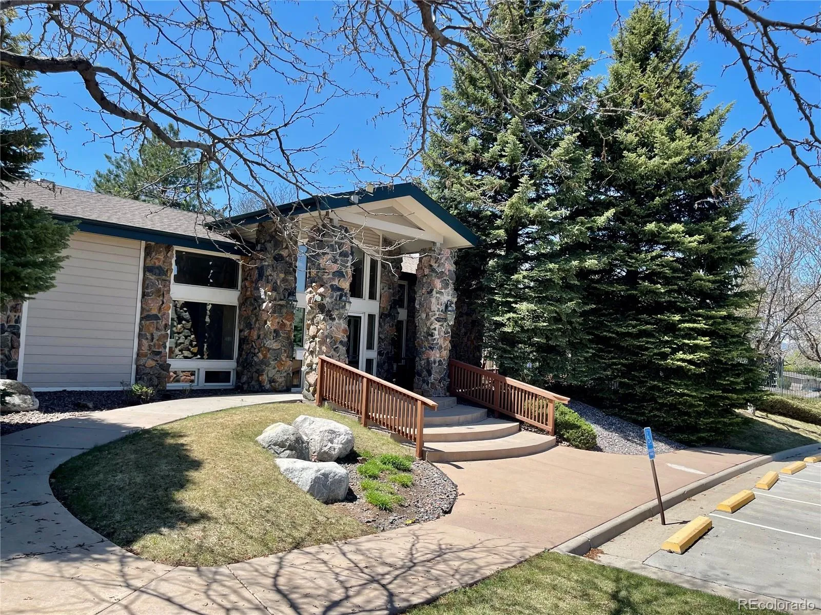 8304 Pebble Creek Way #203 #8304 Highlands Ranch CO 80126 | MLS #REC8610622 05282026042834 1600 24