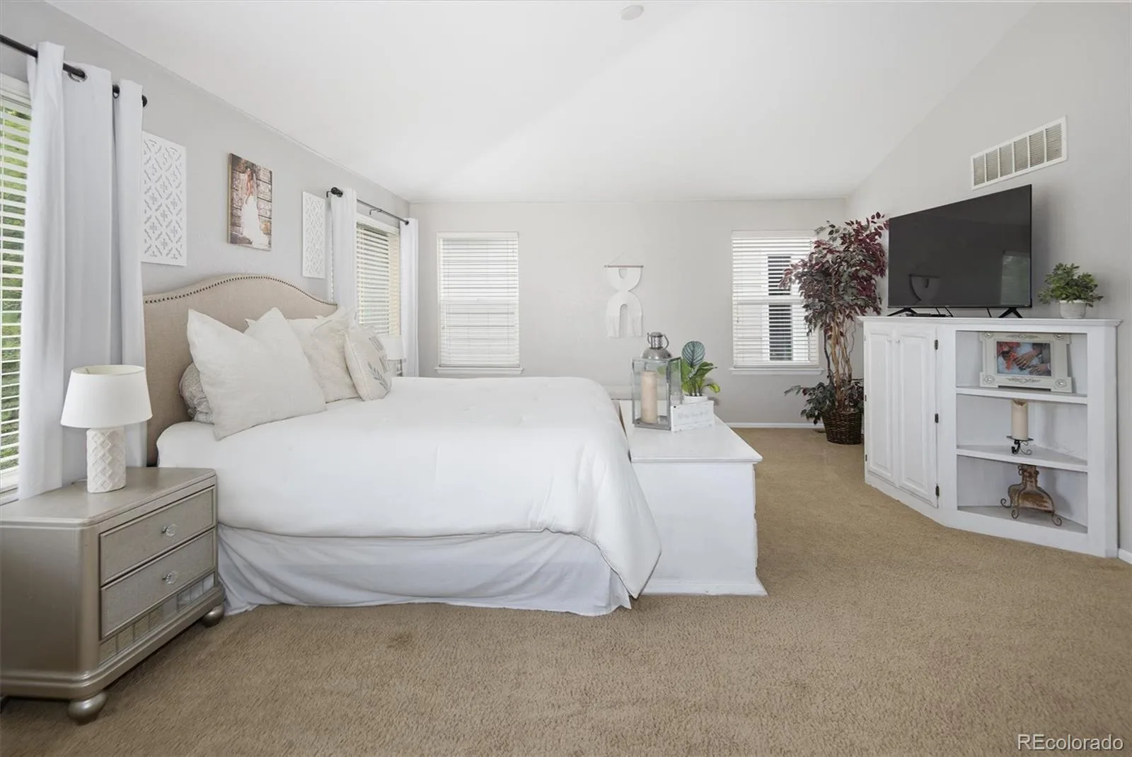 10720 W Weaver Drive Littleton CO 80127 | MLS #REC8610930 07092026032446 1600 22