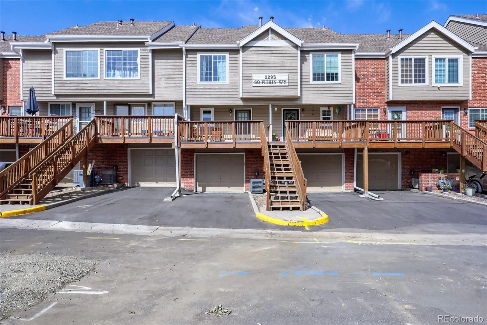 2295 S Pitkin Way #F Aurora CO 80013 | MLS #REC8611472 08142026202704 1600 1
