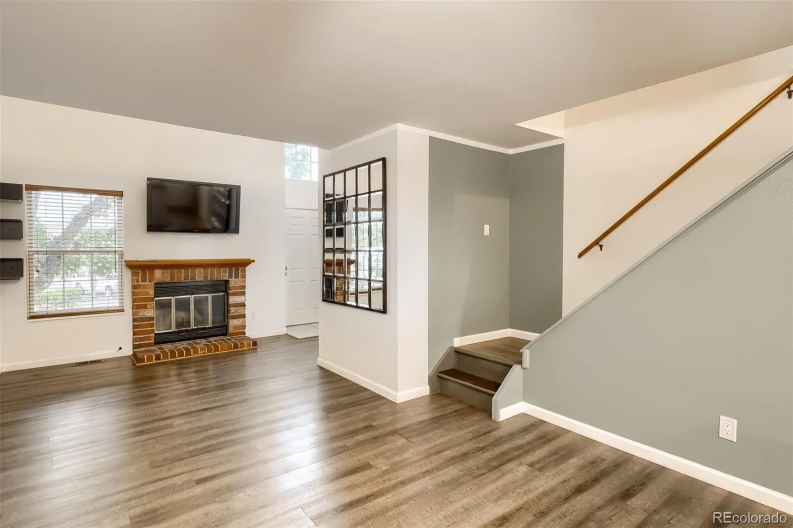 2295 S Pitkin Way #F Aurora CO 80013 | MLS #REC8611472 08142026202704 1600 2