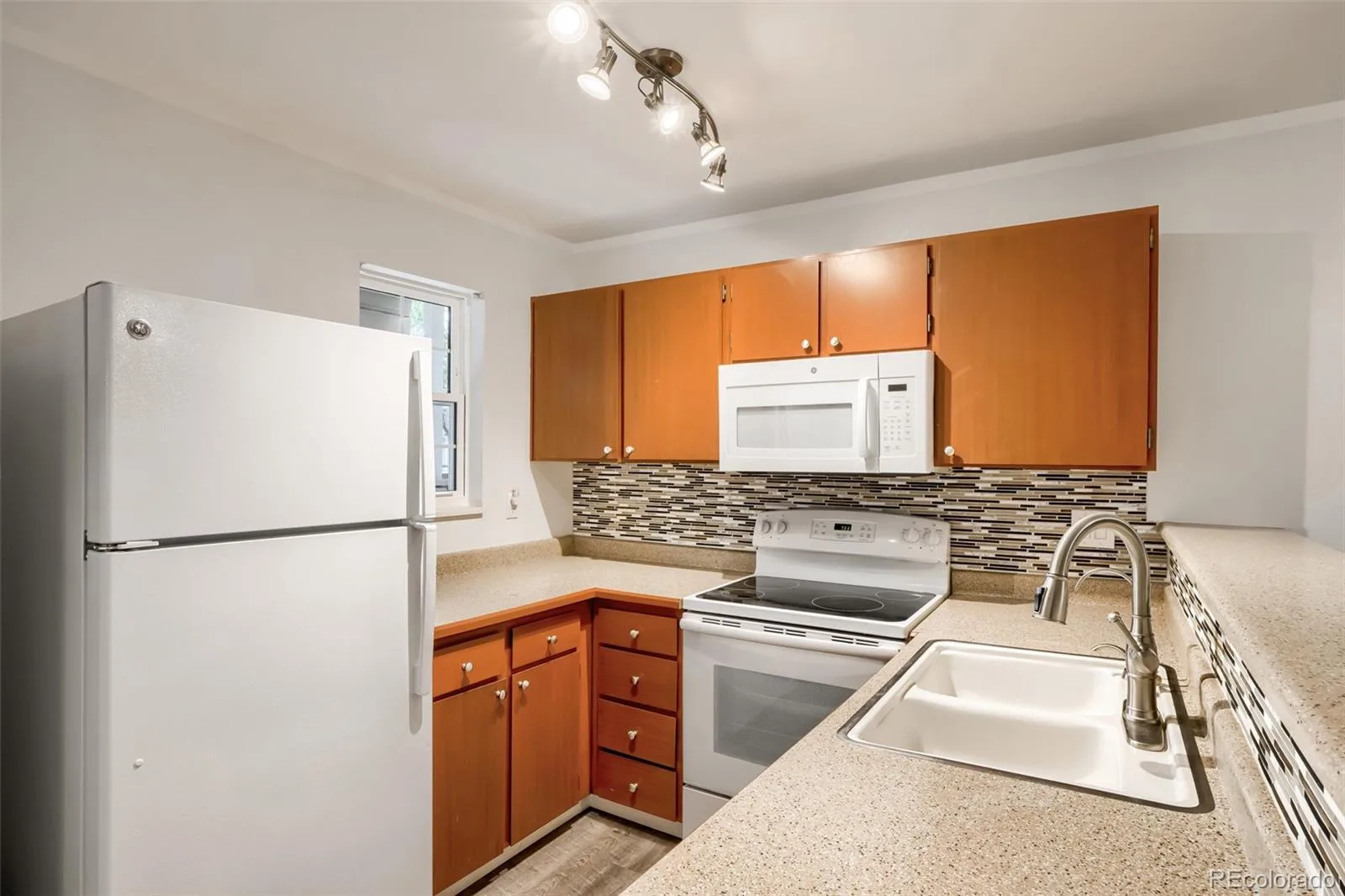 2295 S Pitkin Way #F Aurora CO 80013 | MLS #REC8611472 08142026202704 1600 5
