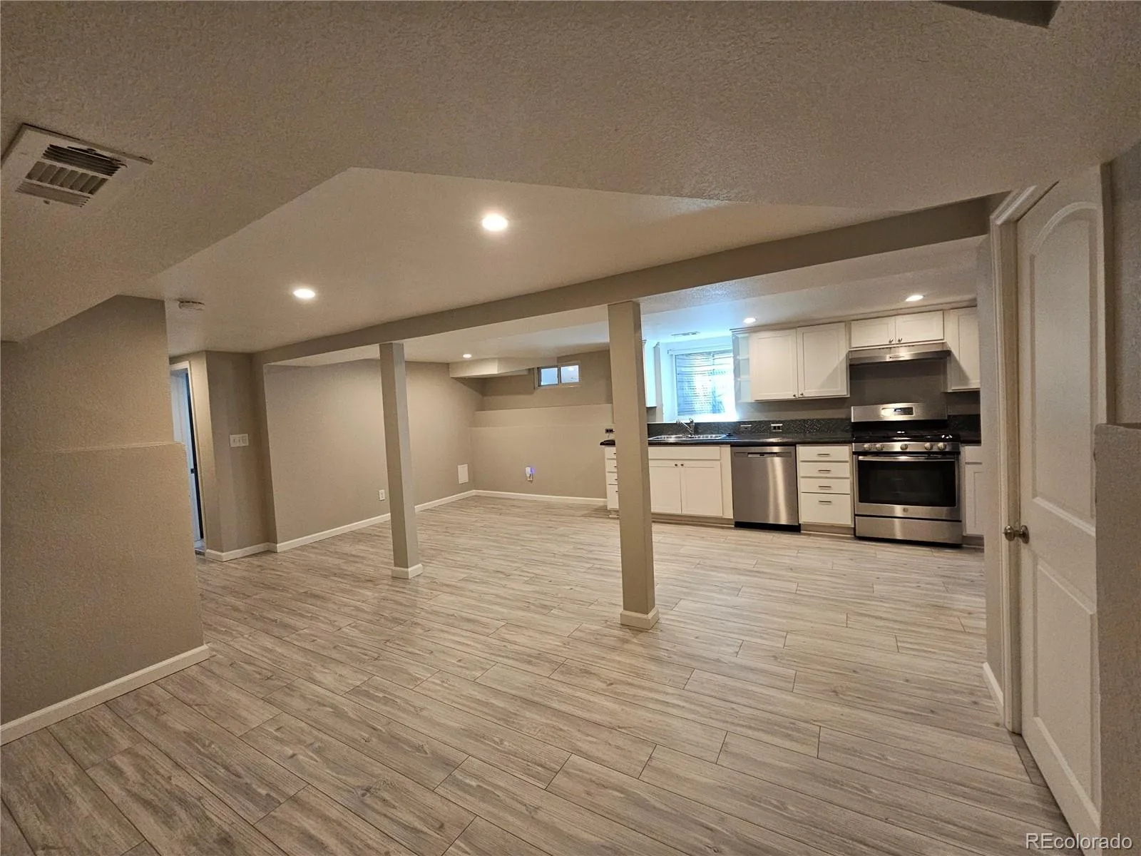 2834 Curtis Street #3 Denver CO 80205 | MLS #REC8611661 09252026163132 1600 4