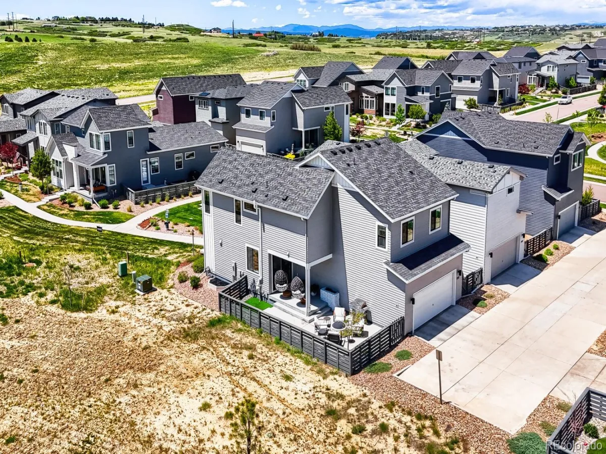 1747 Stable View Drive Castle Pines CO 80108 MLS #REC8613709 06082026210217 1200 4