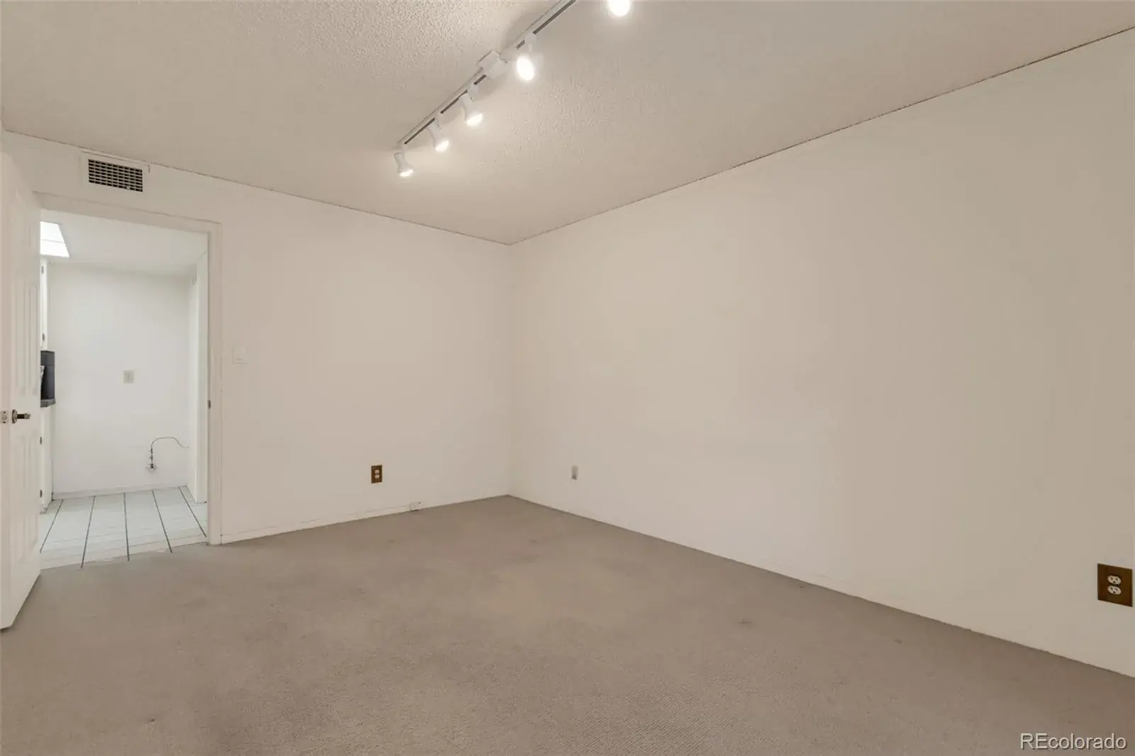 02062026023316 1600 24