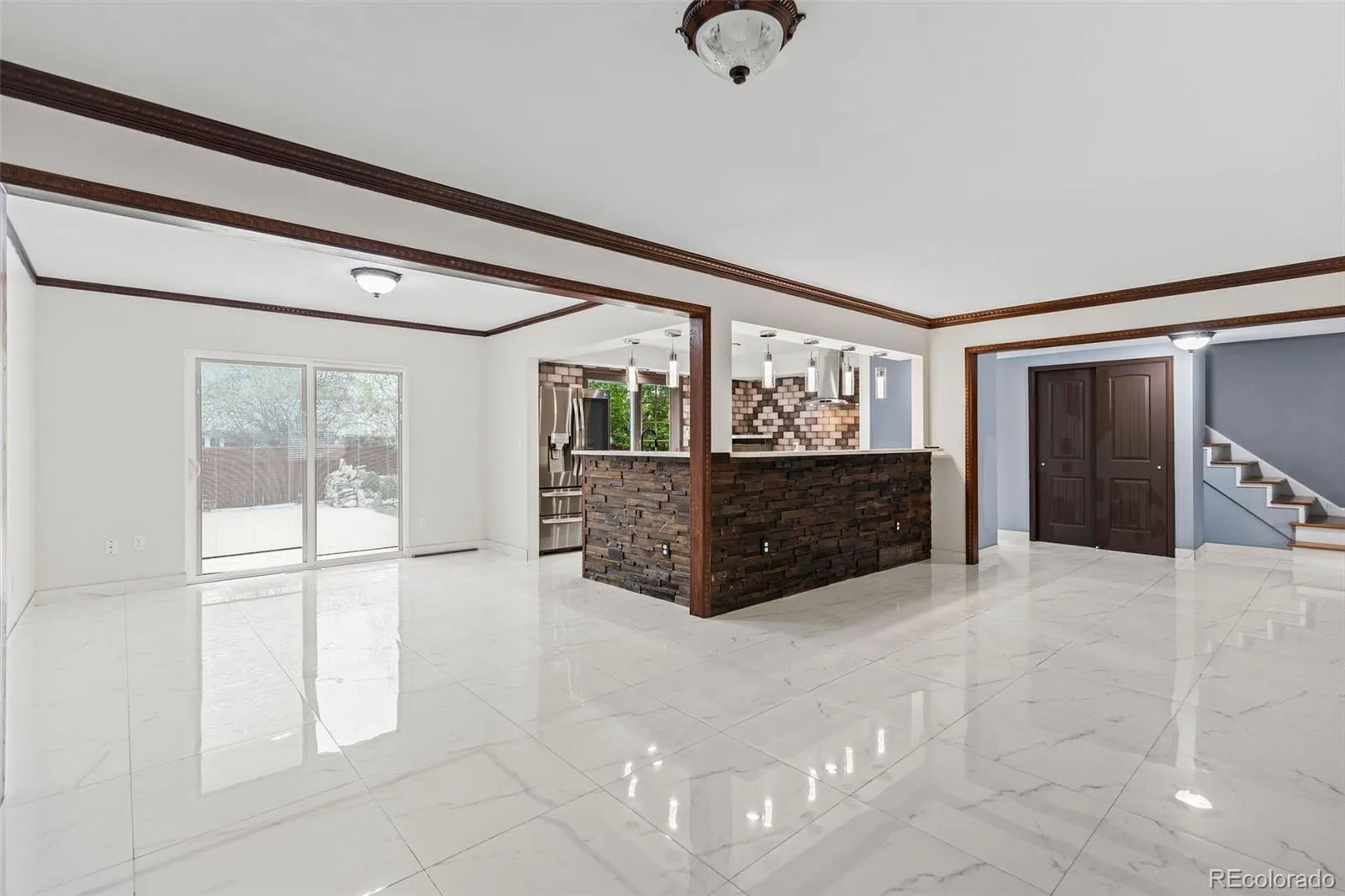 04162026203546 1600 10