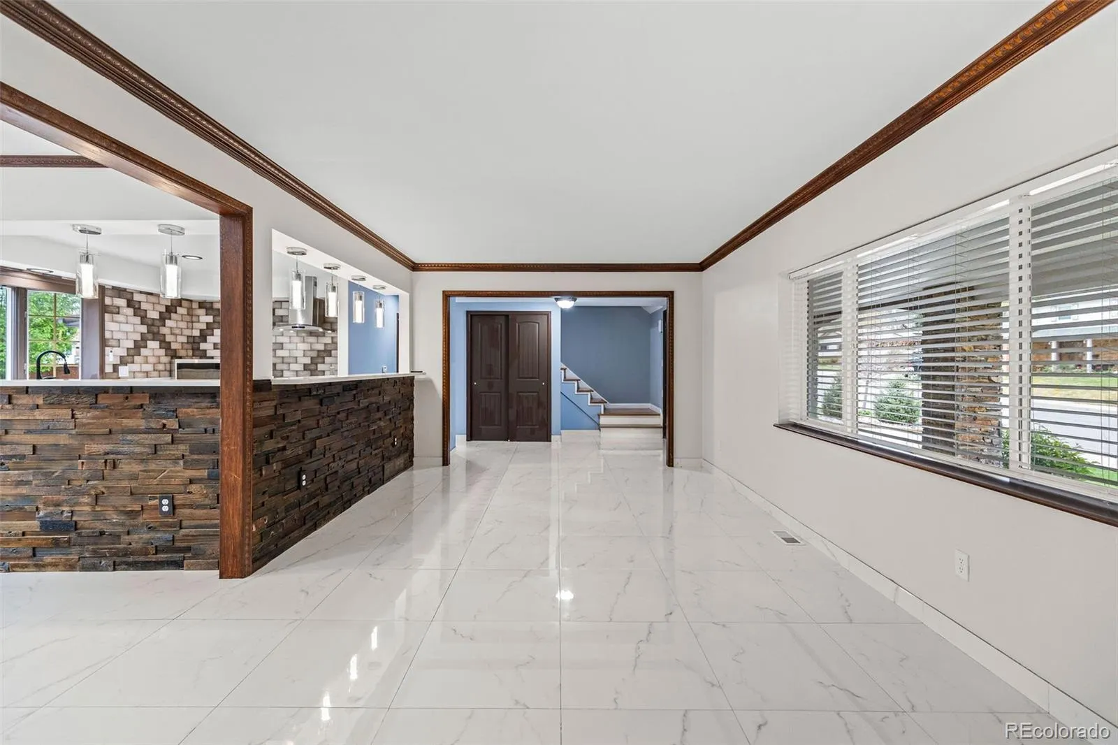 04162026203546 1600 11