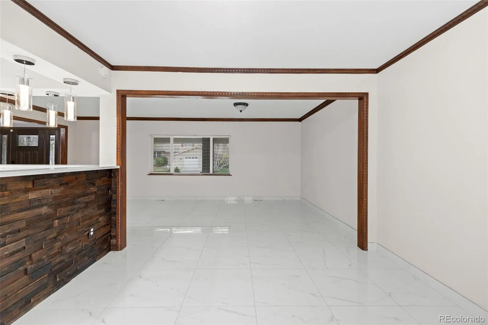 04162026203546 1600 15